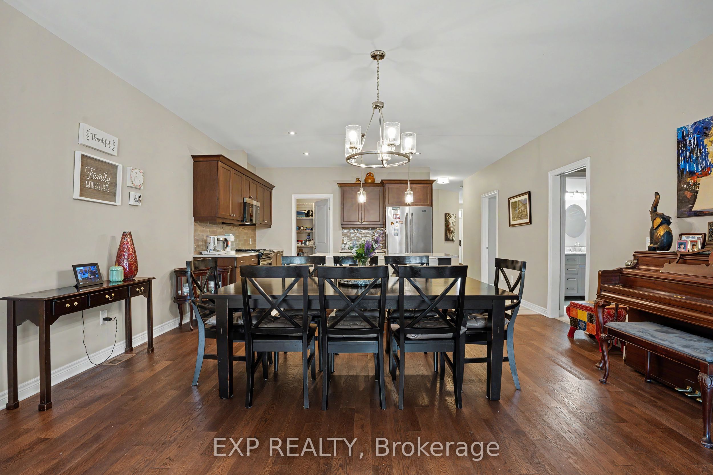62 Andrew Lane Property Photo 14