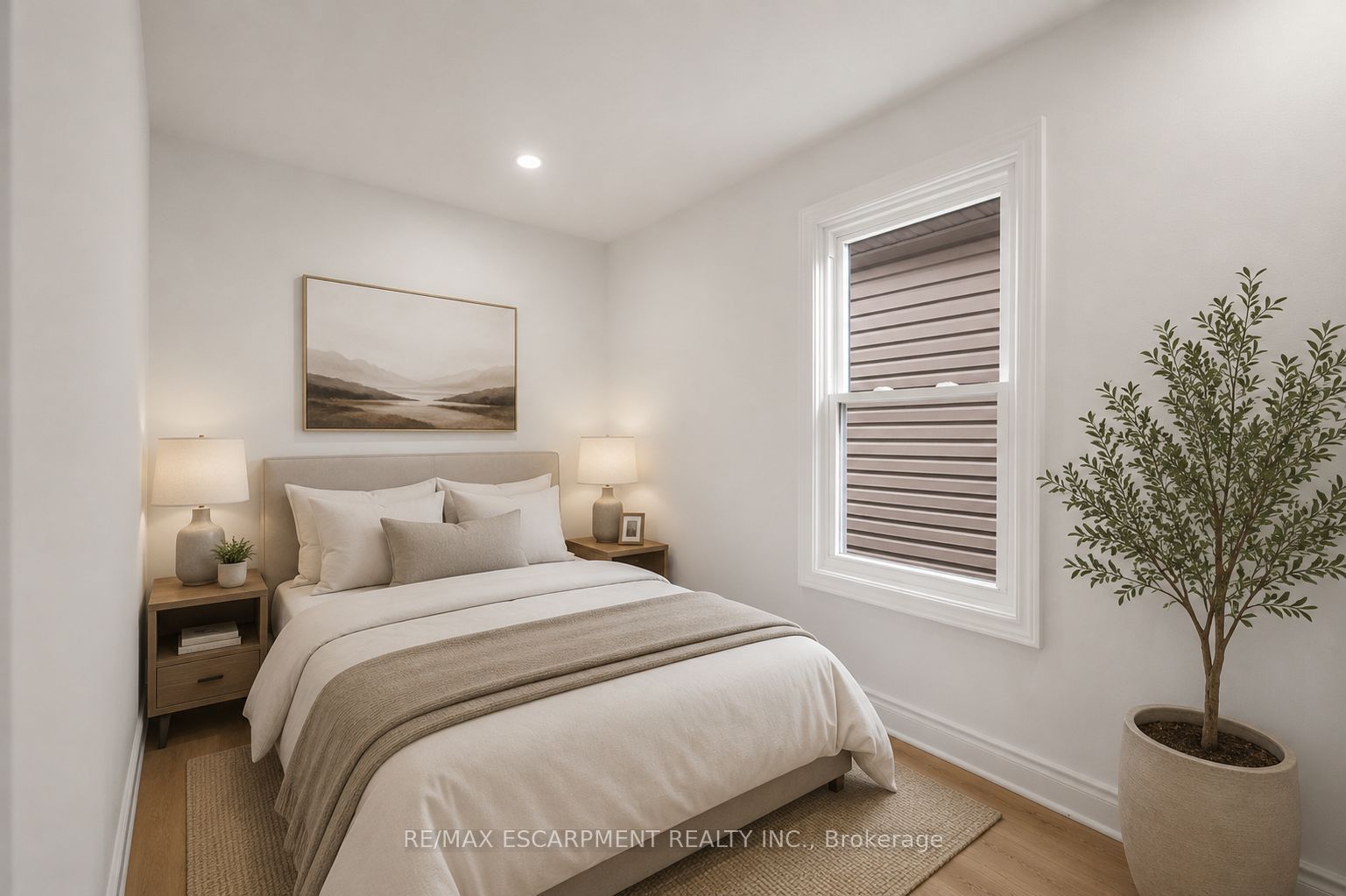 1062 Cannon Street E Property Photo 9