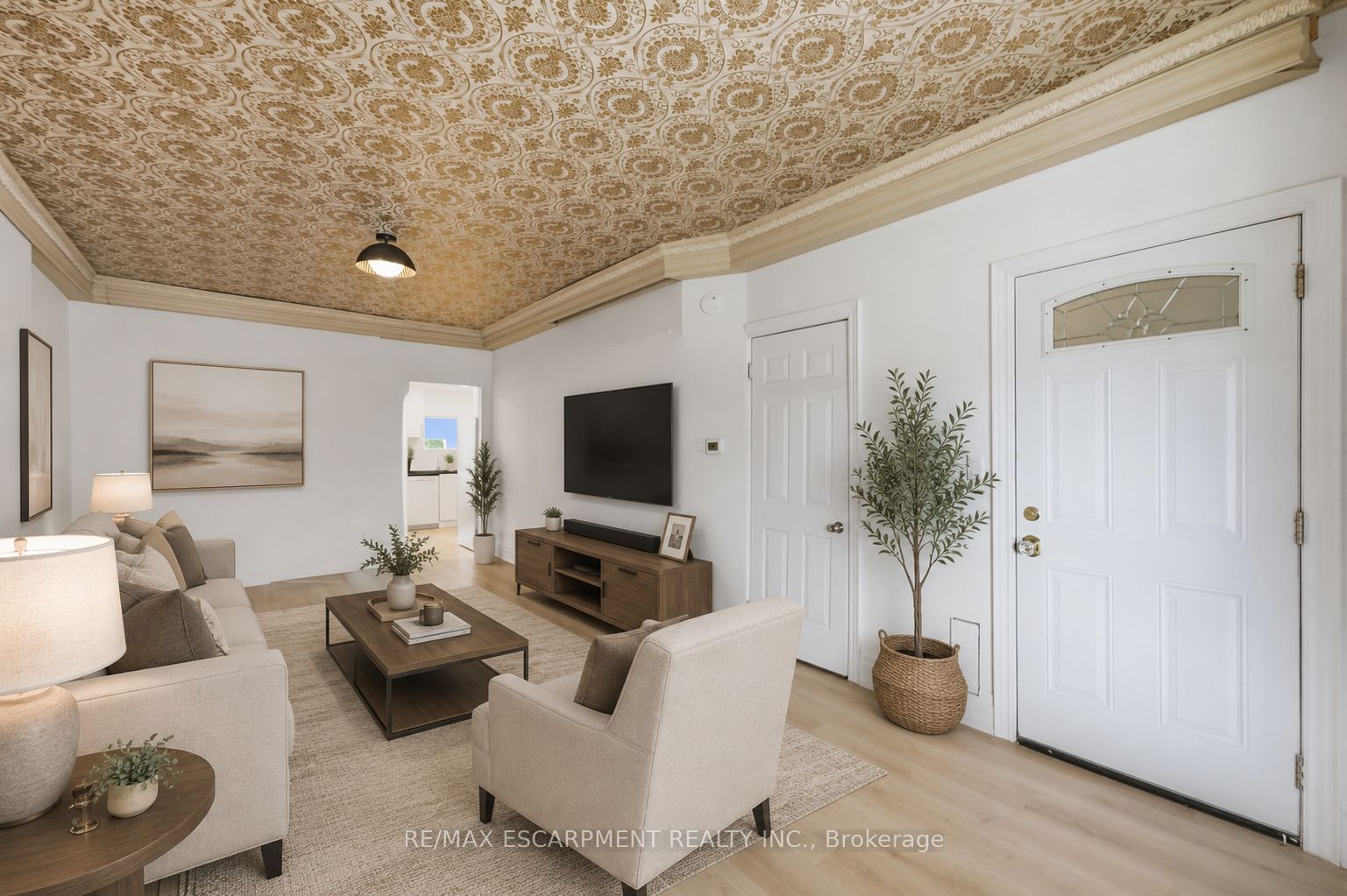 1062 Cannon Street E Property Photo 12