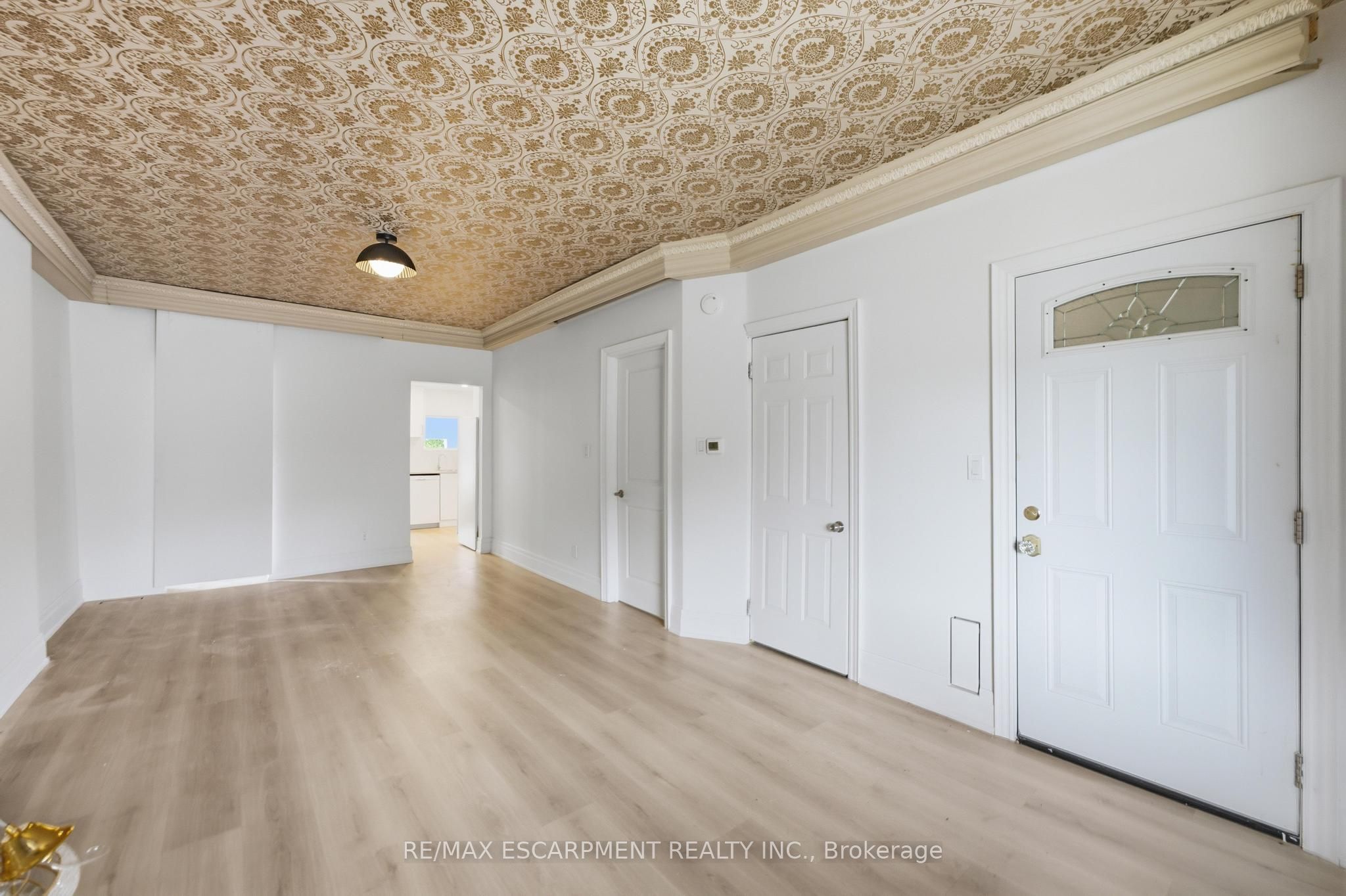 1062 Cannon Street E Property Photo 13