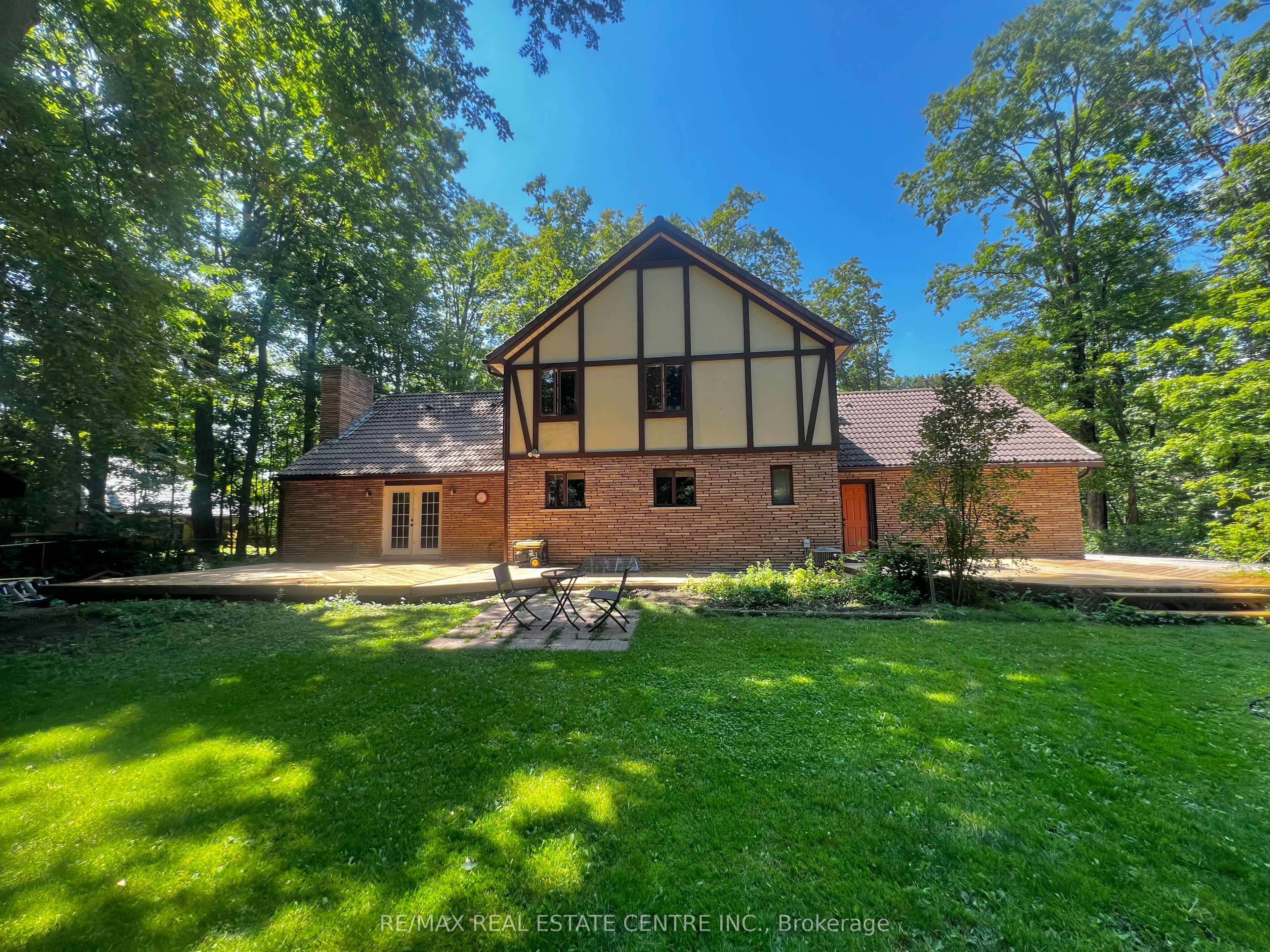 132 Birch Grove Property Photo 34