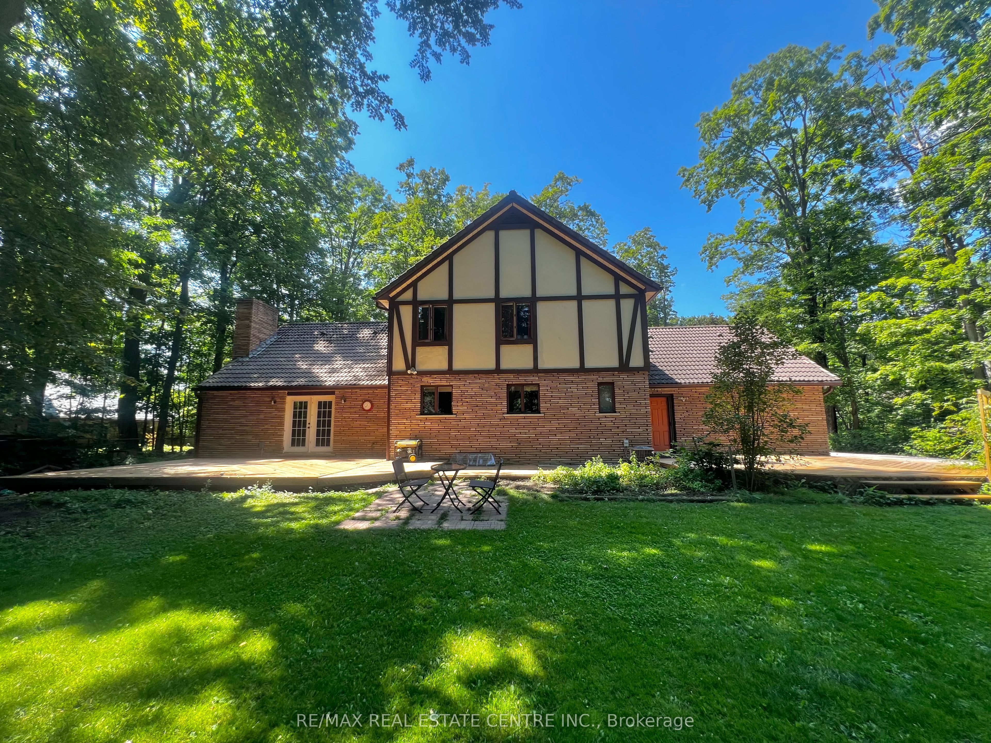 132 Birch Grove Property Photo 35
