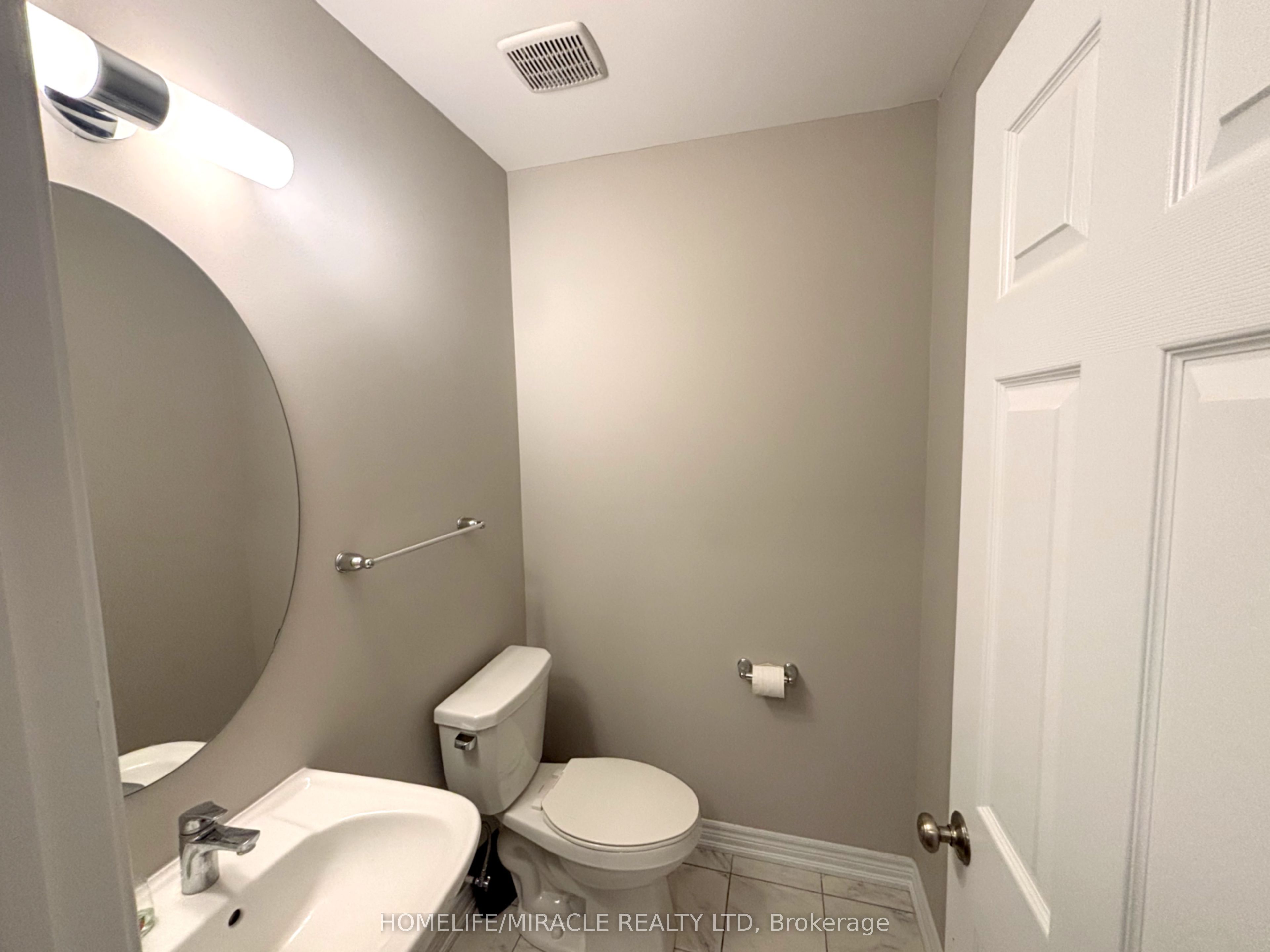 113 Hartley Avenue 32 Property Photo 10
