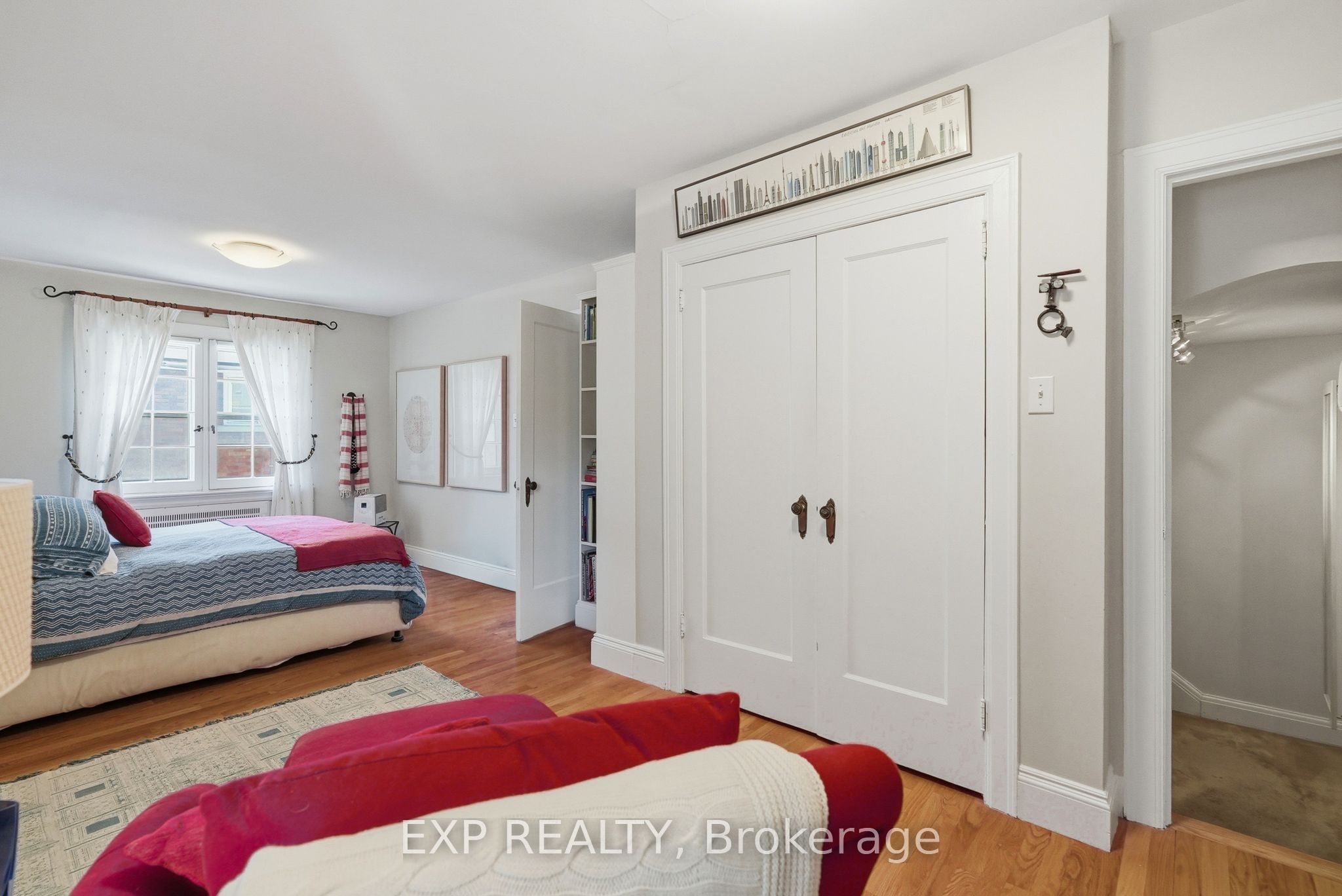 421 Hamilton Avenue S Property Photo 22