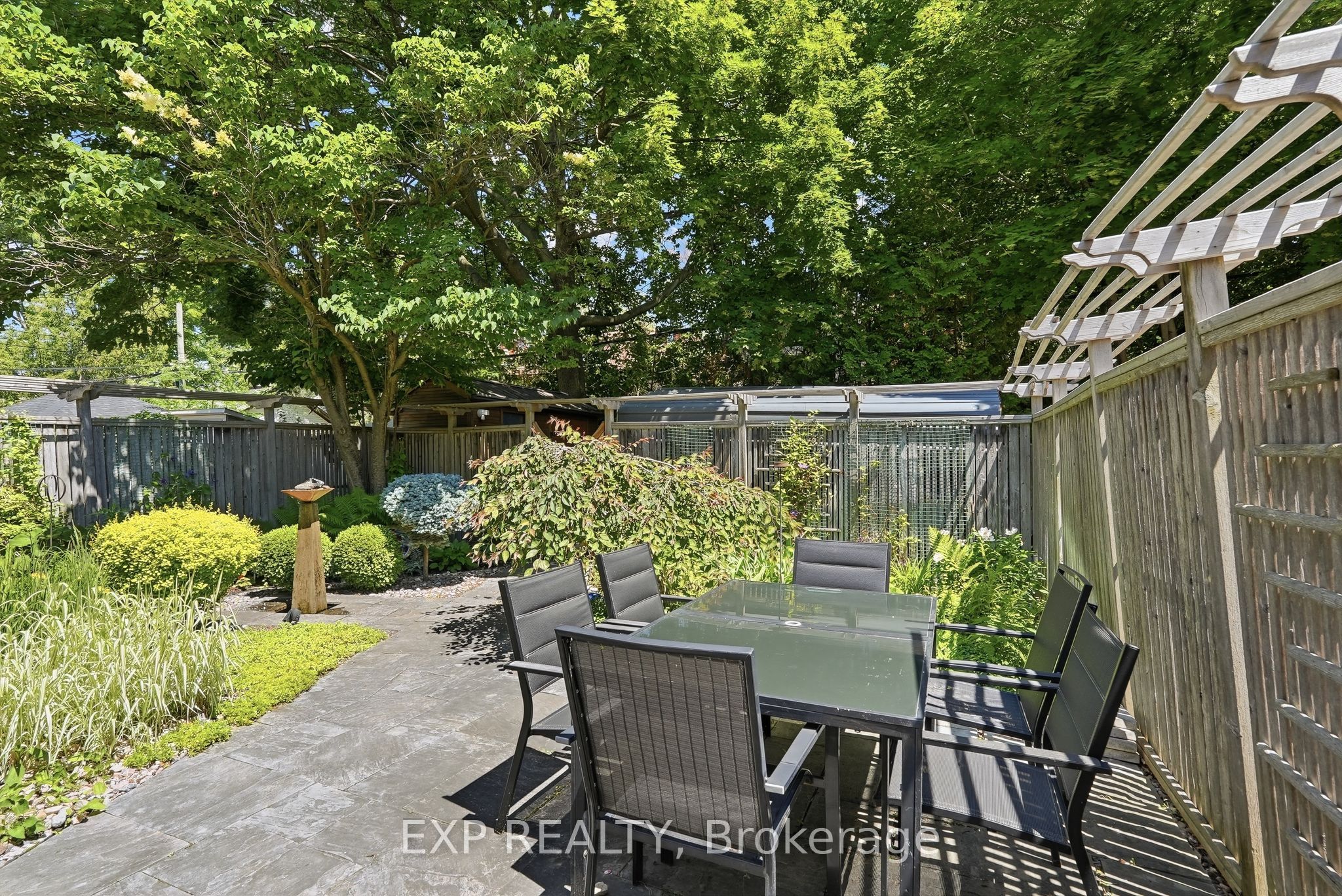 421 Hamilton Avenue S Property Photo 48