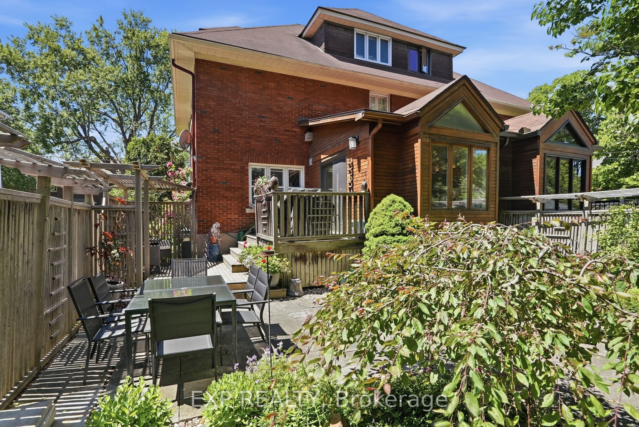 421 Hamilton Avenue S Property Photo 49