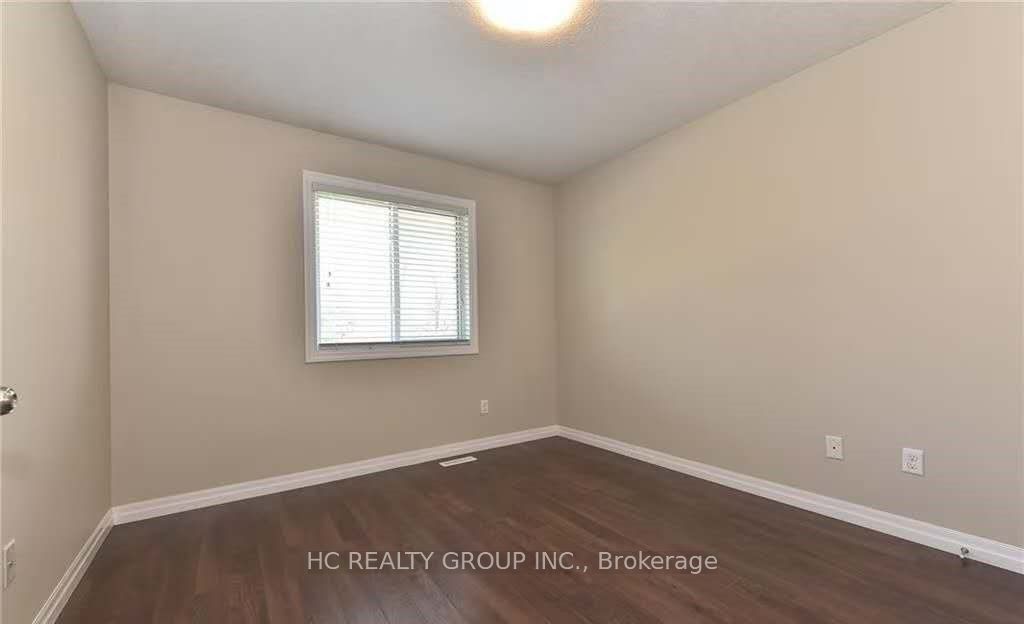 112 North Centre Road 54 Property Photo 7