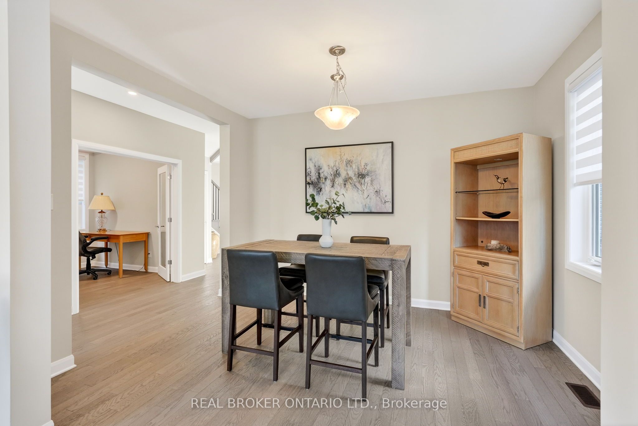 548 Anchor Circle Property Photo 8