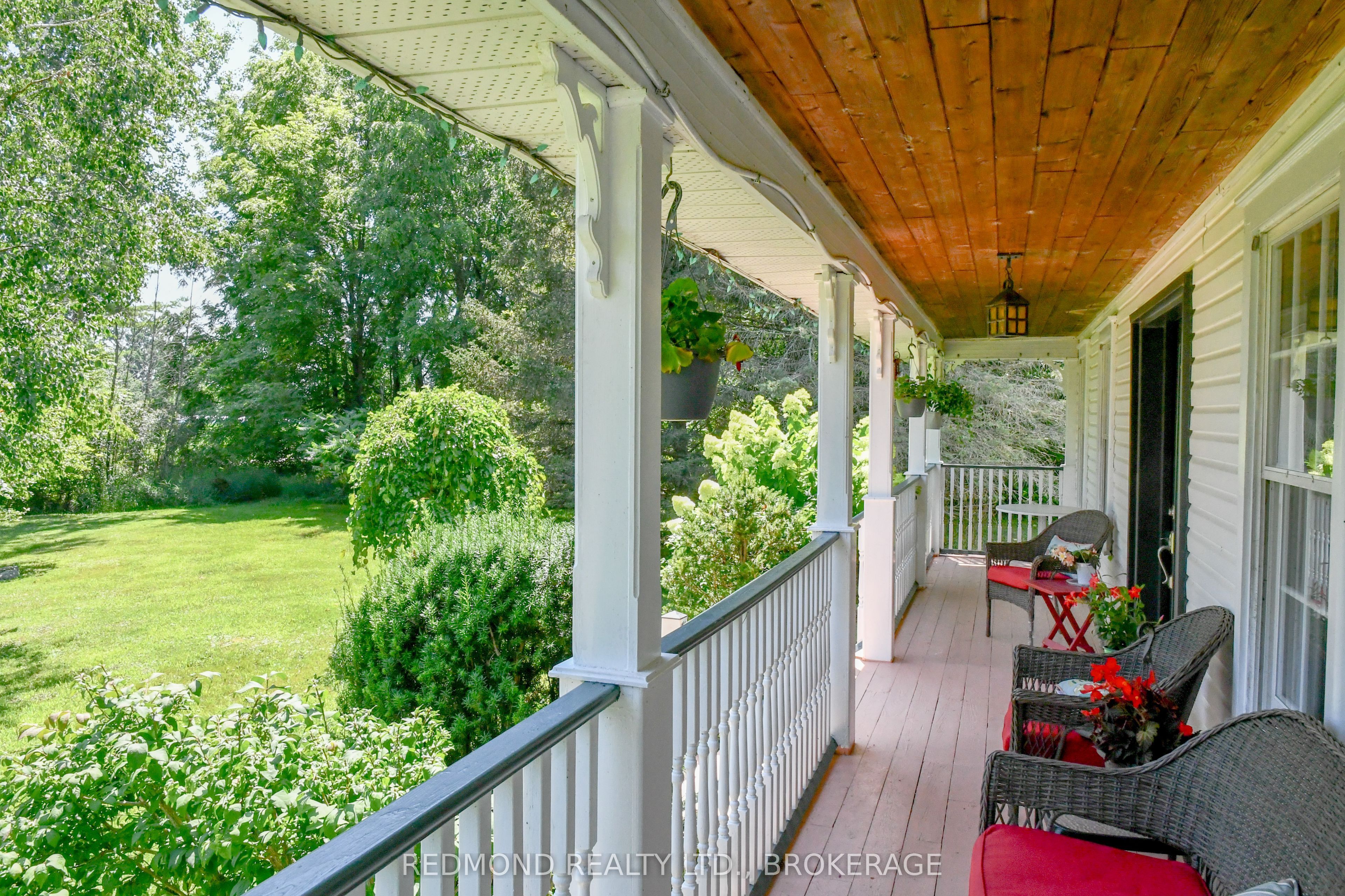 229 Howe Island Ferry Road Property Photo 7