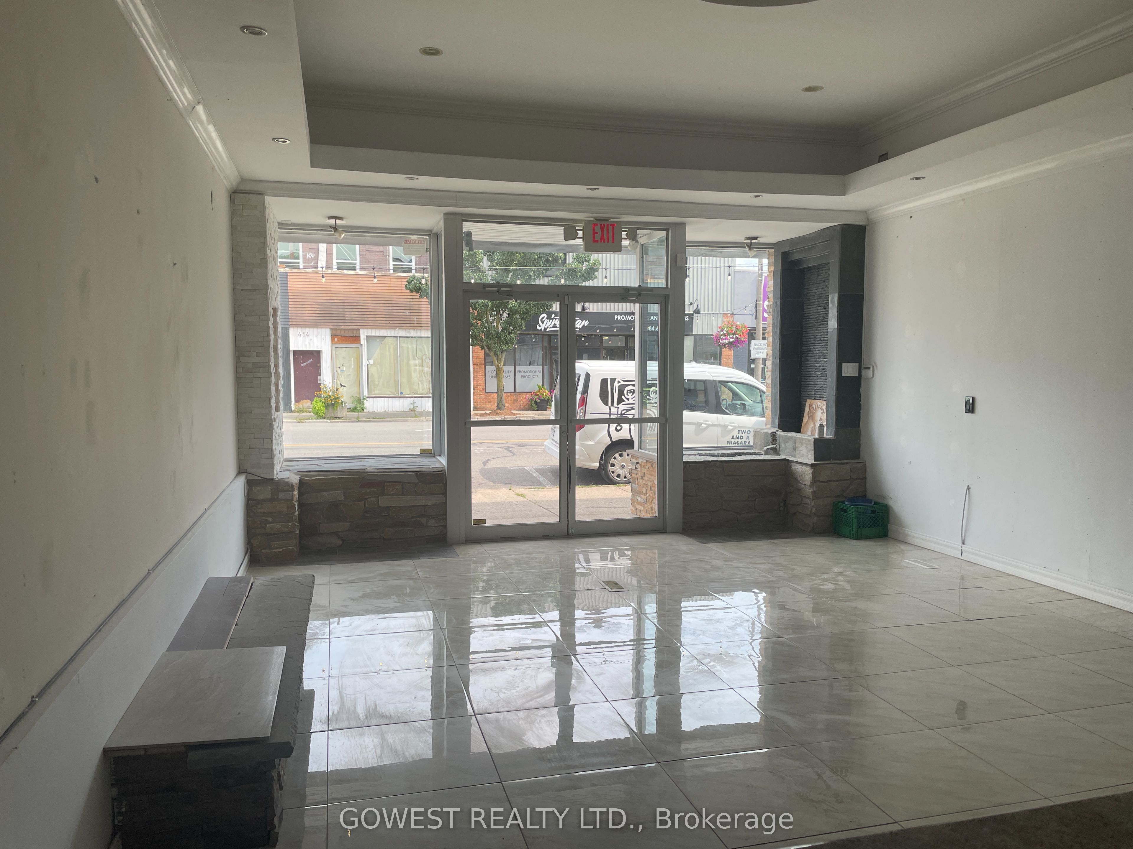 405 St.paul Street Property Photo 6