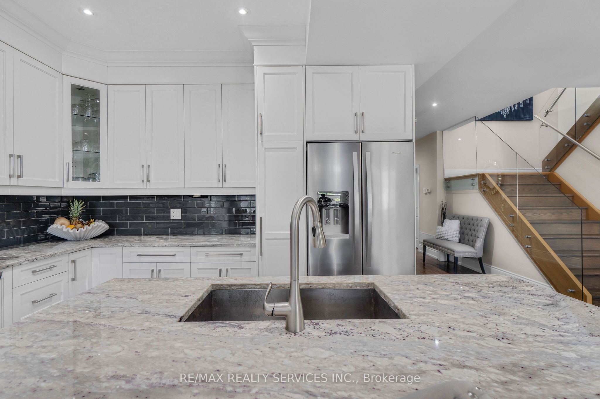 958 Beach Boulevard Property Photo 11