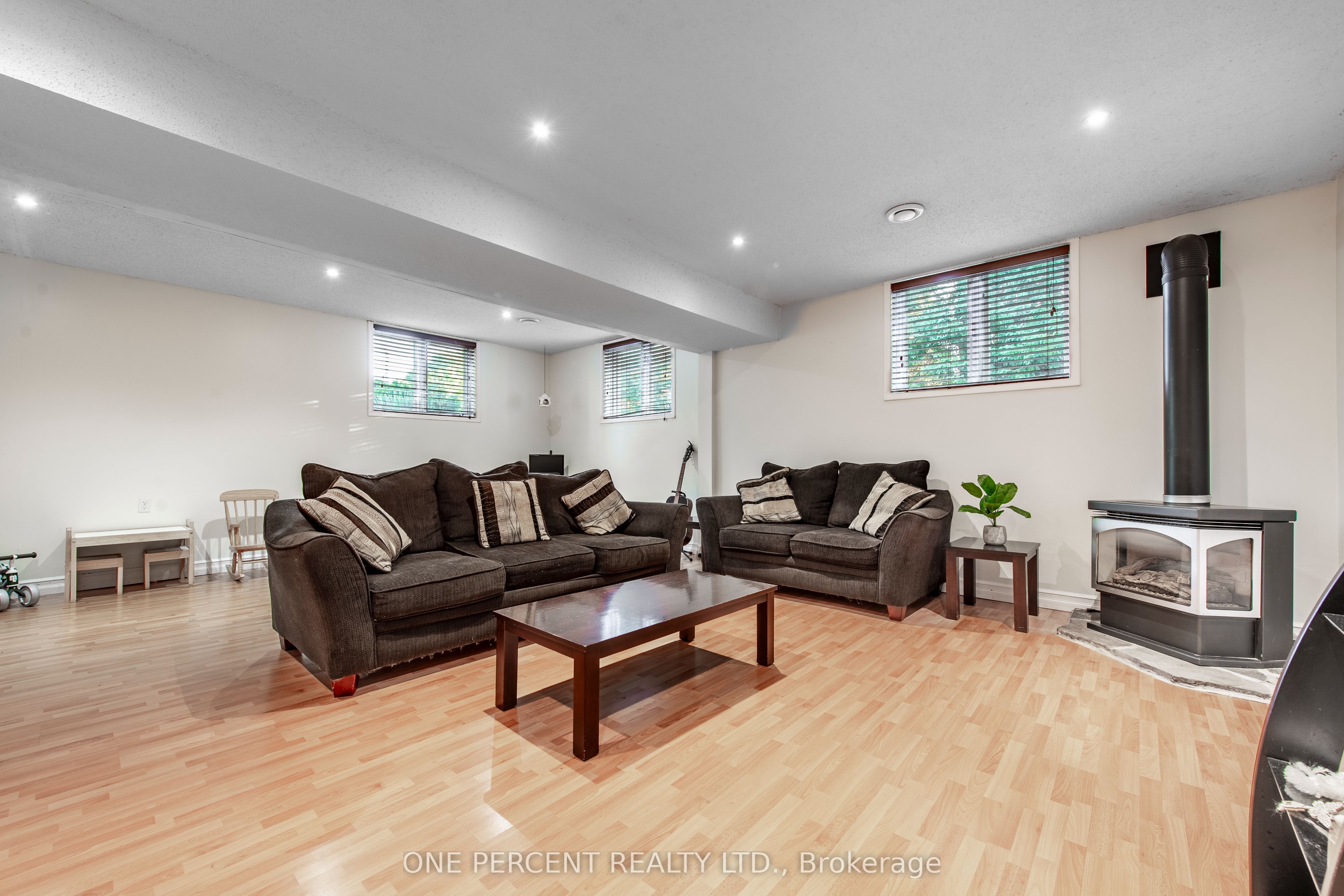 10 Campbell Road Property Photo 25
