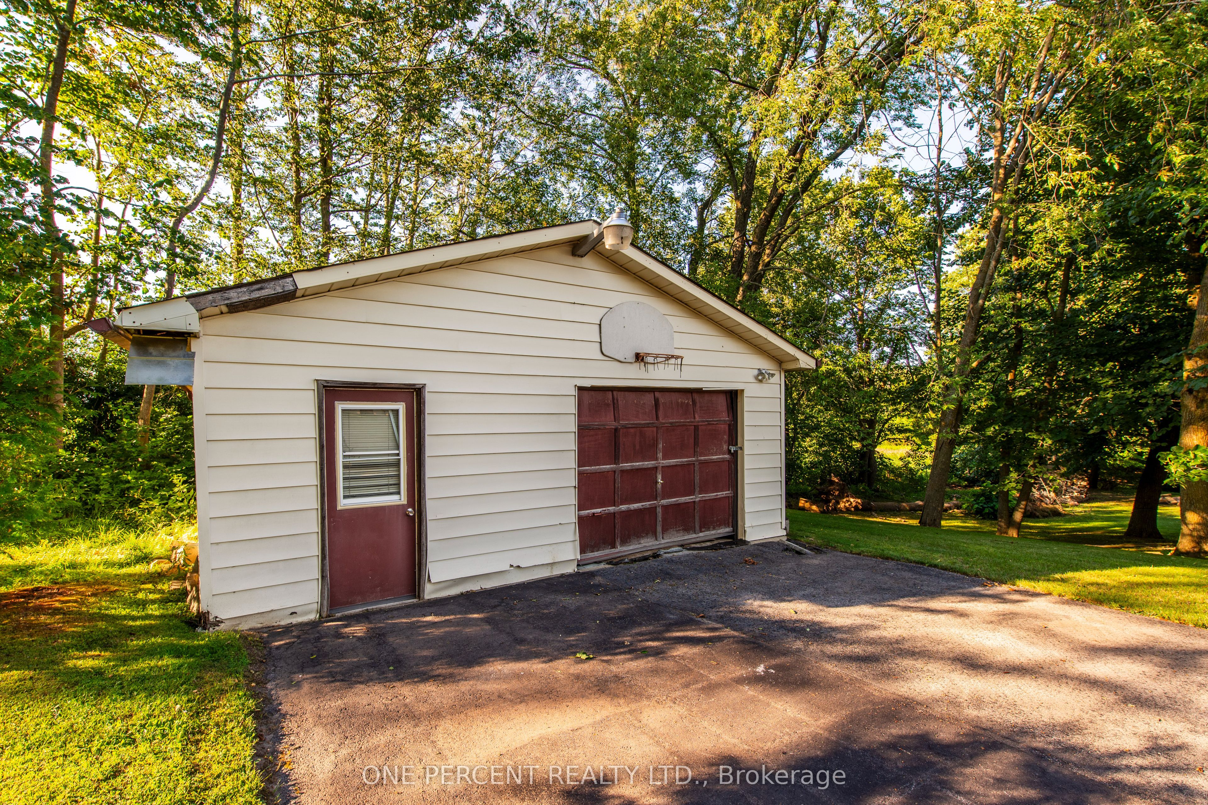 10 Campbell Road Property Photo 39