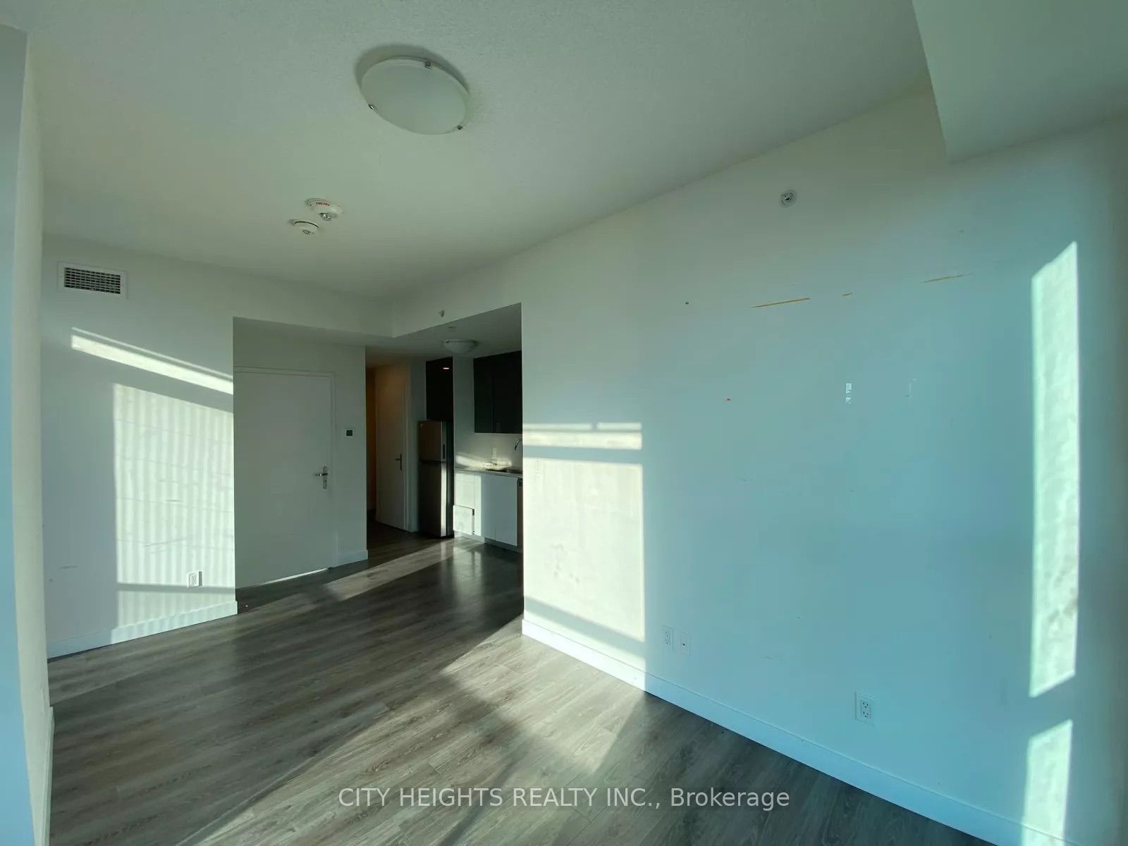 60 Fredrick Street 809 Property Photo 4