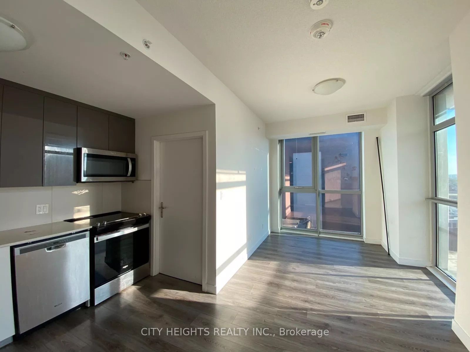 60 Fredrick Street 809 Property Photo 13