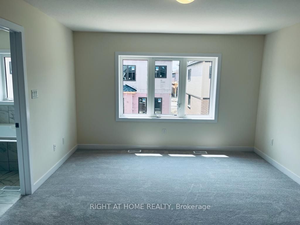 217 Wilmot Road E Property Photo 15