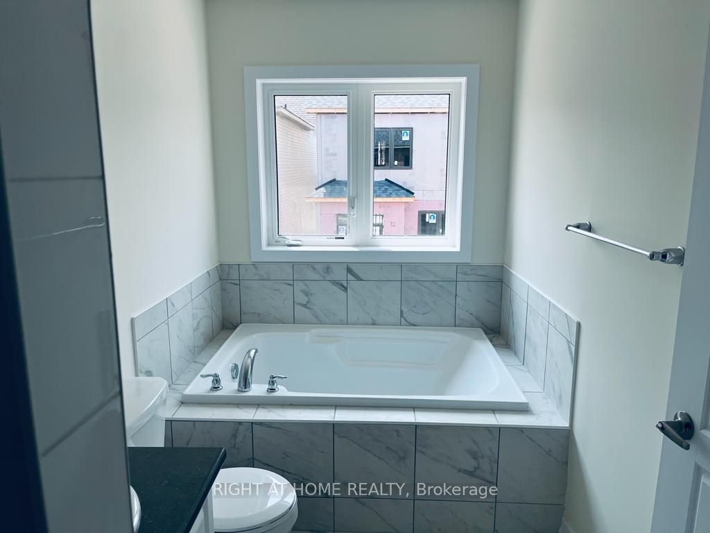 217 Wilmot Road E Property Photo 18