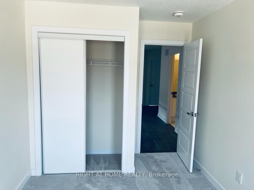 217 Wilmot Road E Property Photo 22