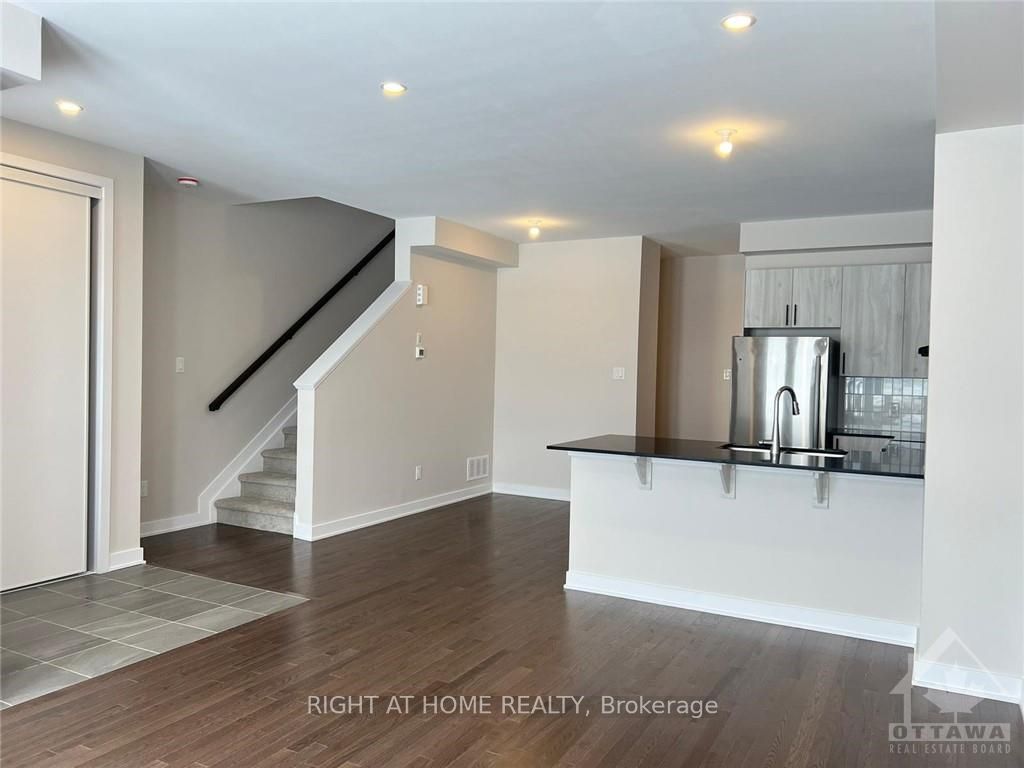 6325 Perth Street Property Photo 2