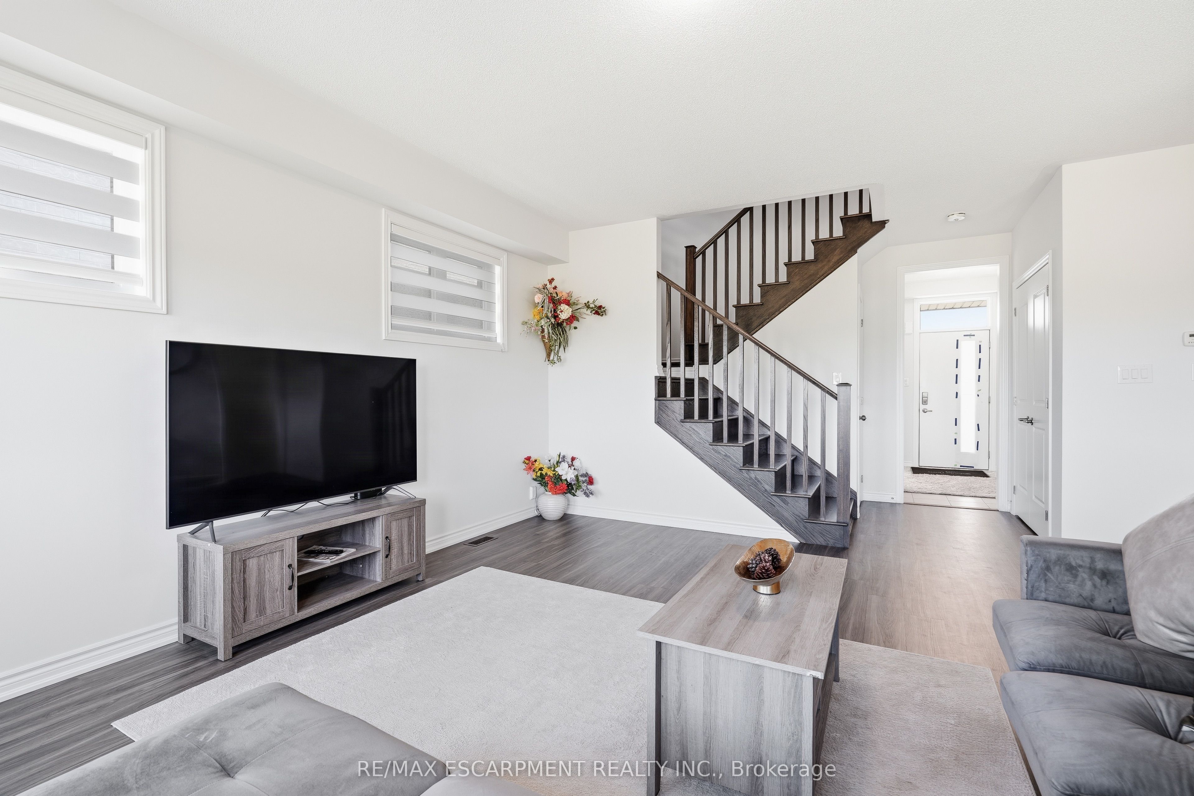 147 Midland Place Property Photo 18