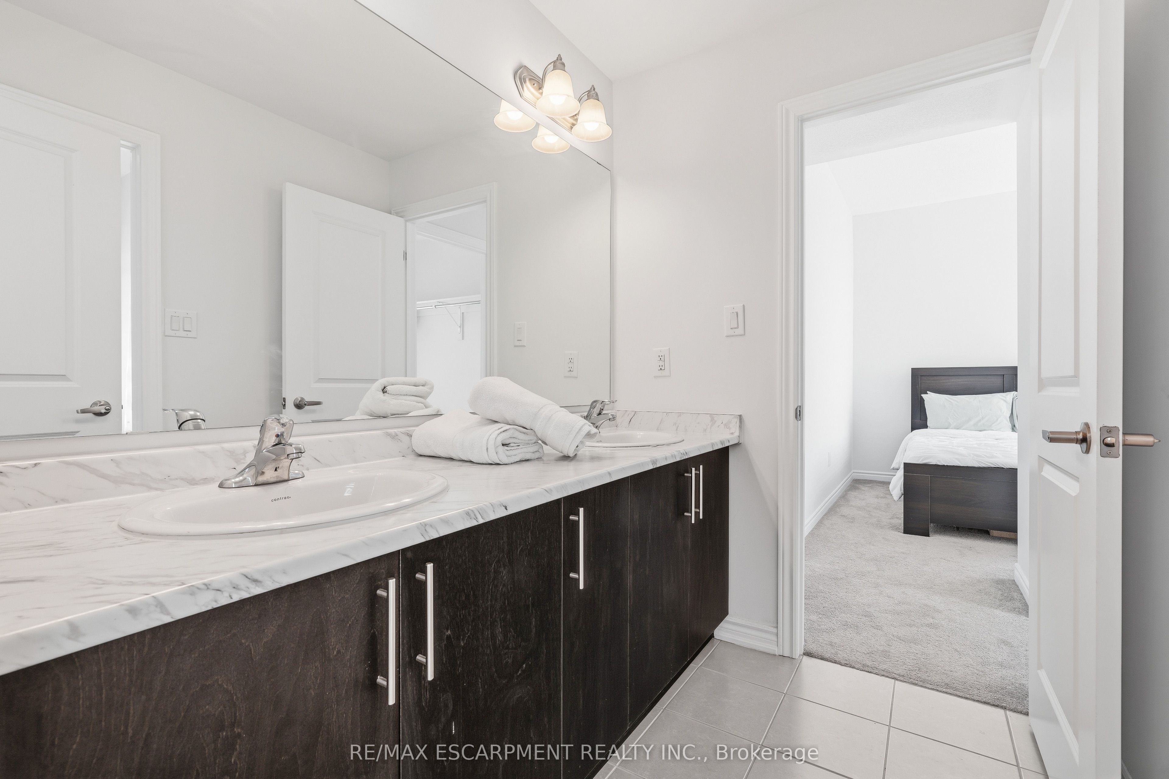 147 Midland Place Property Photo 29