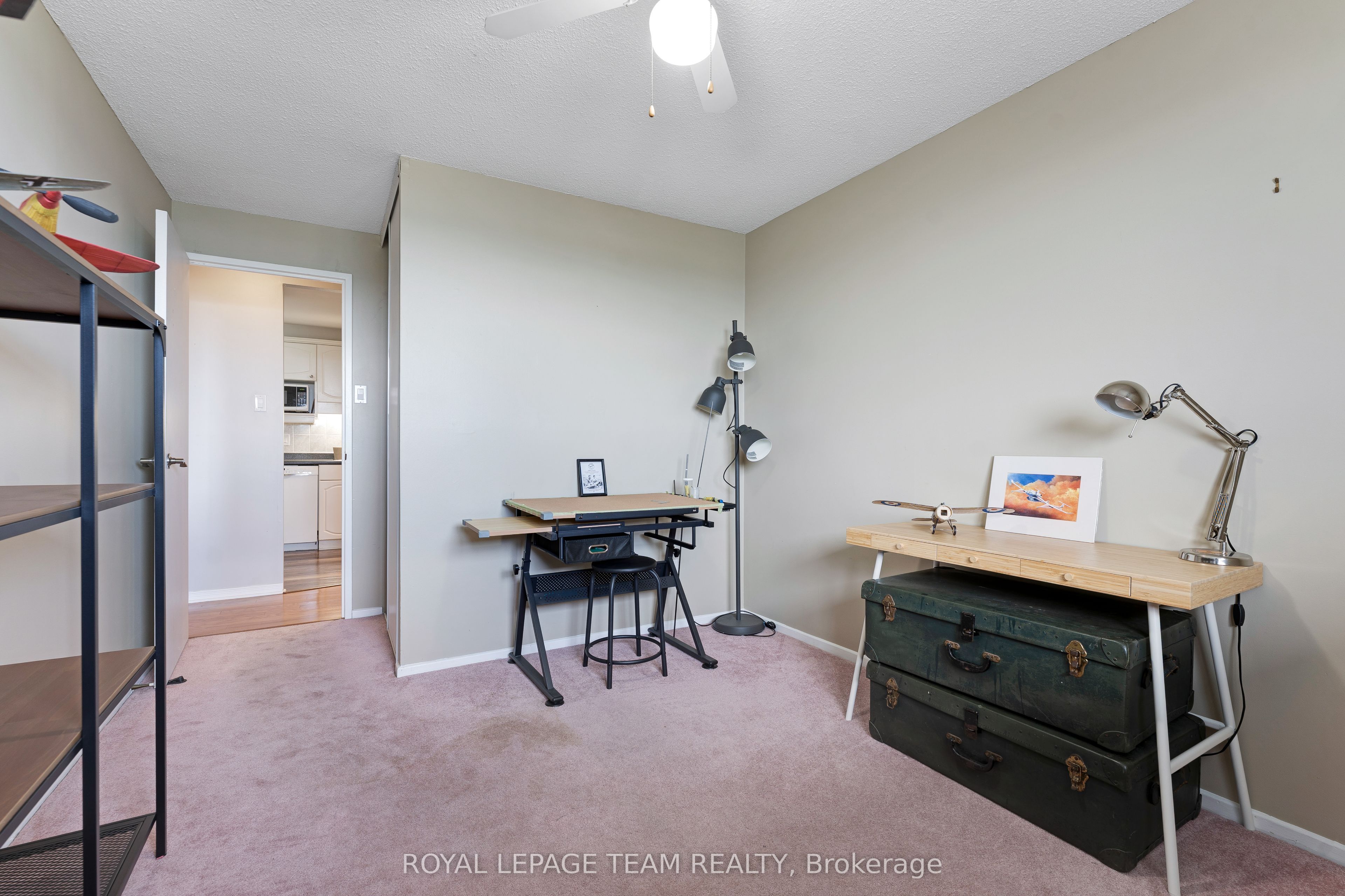 415 Greenview Avenue 1402 Property Photo 19
