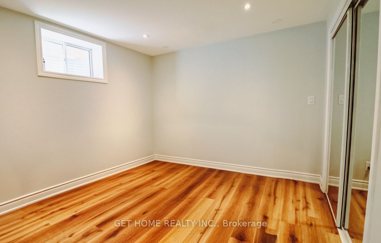 541 Starwood Drive Upper Property Photo 30