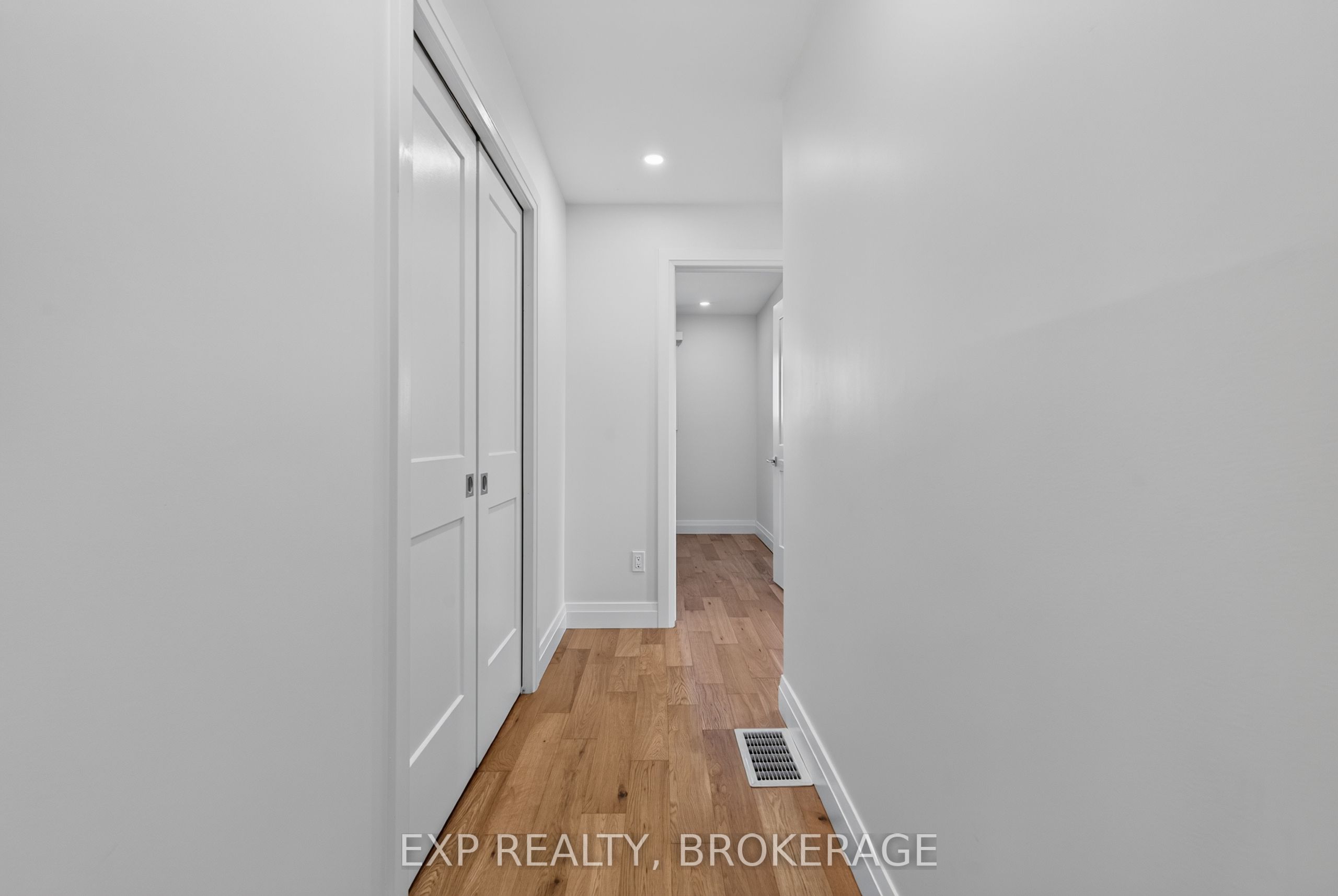 1146 Dunham Street Property Photo 21