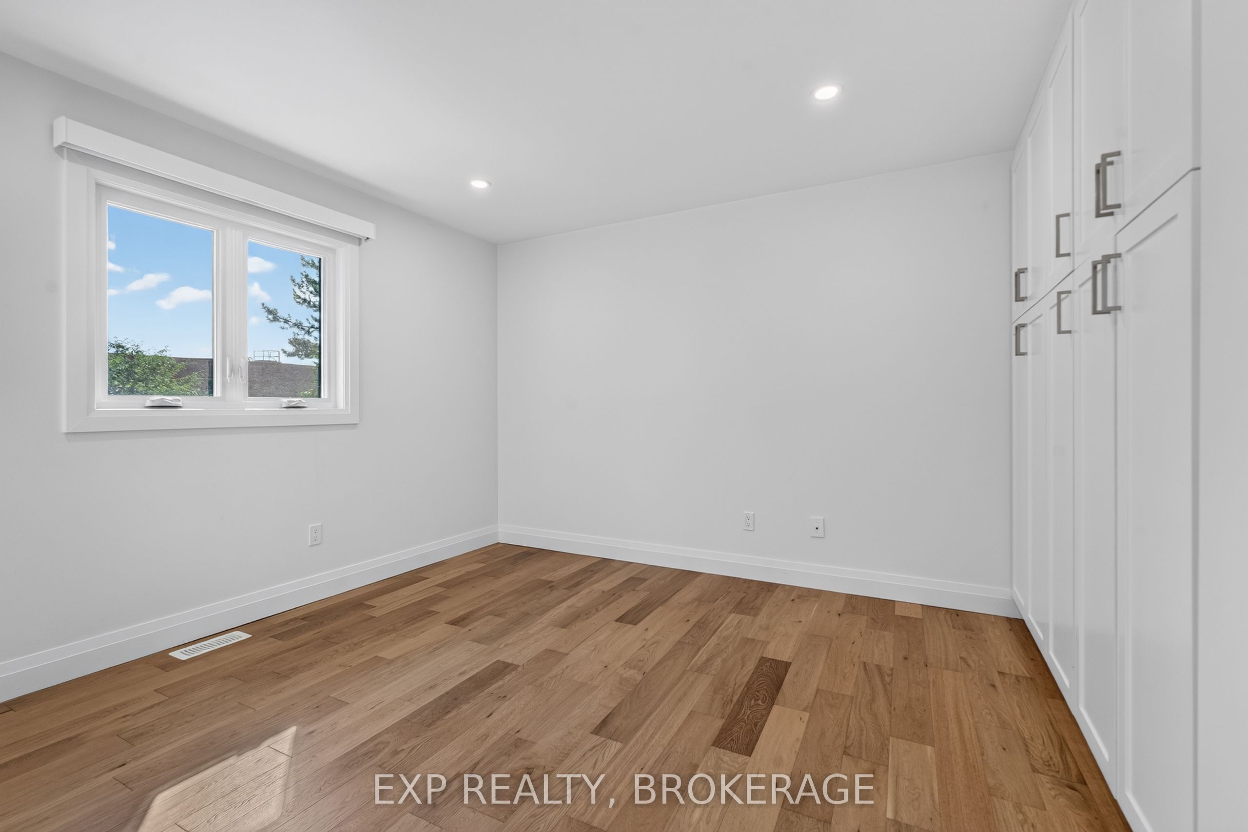 1146 Dunham Street Property Photo 22