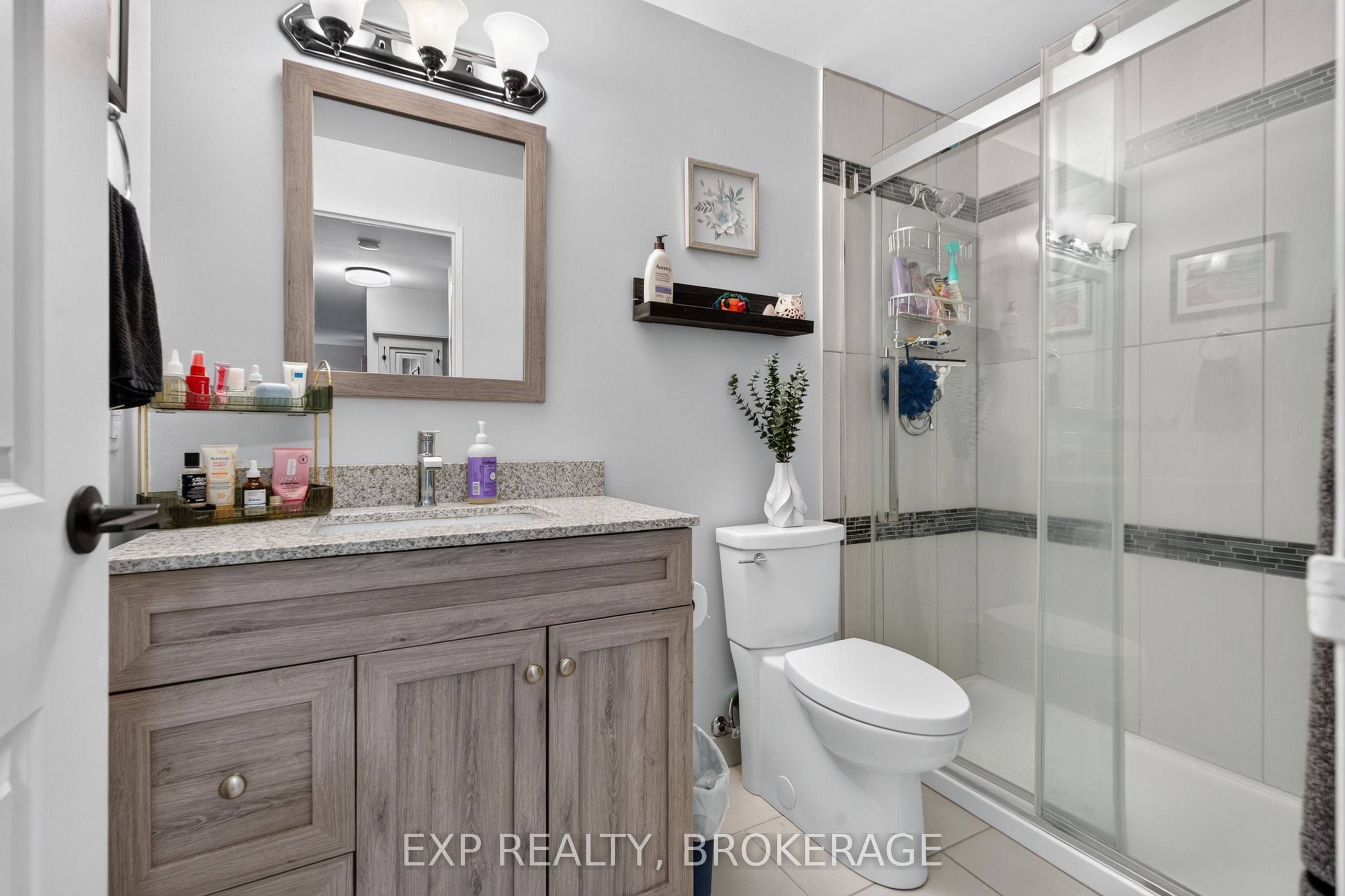334 Queen Mary Road 308 Property Photo 15