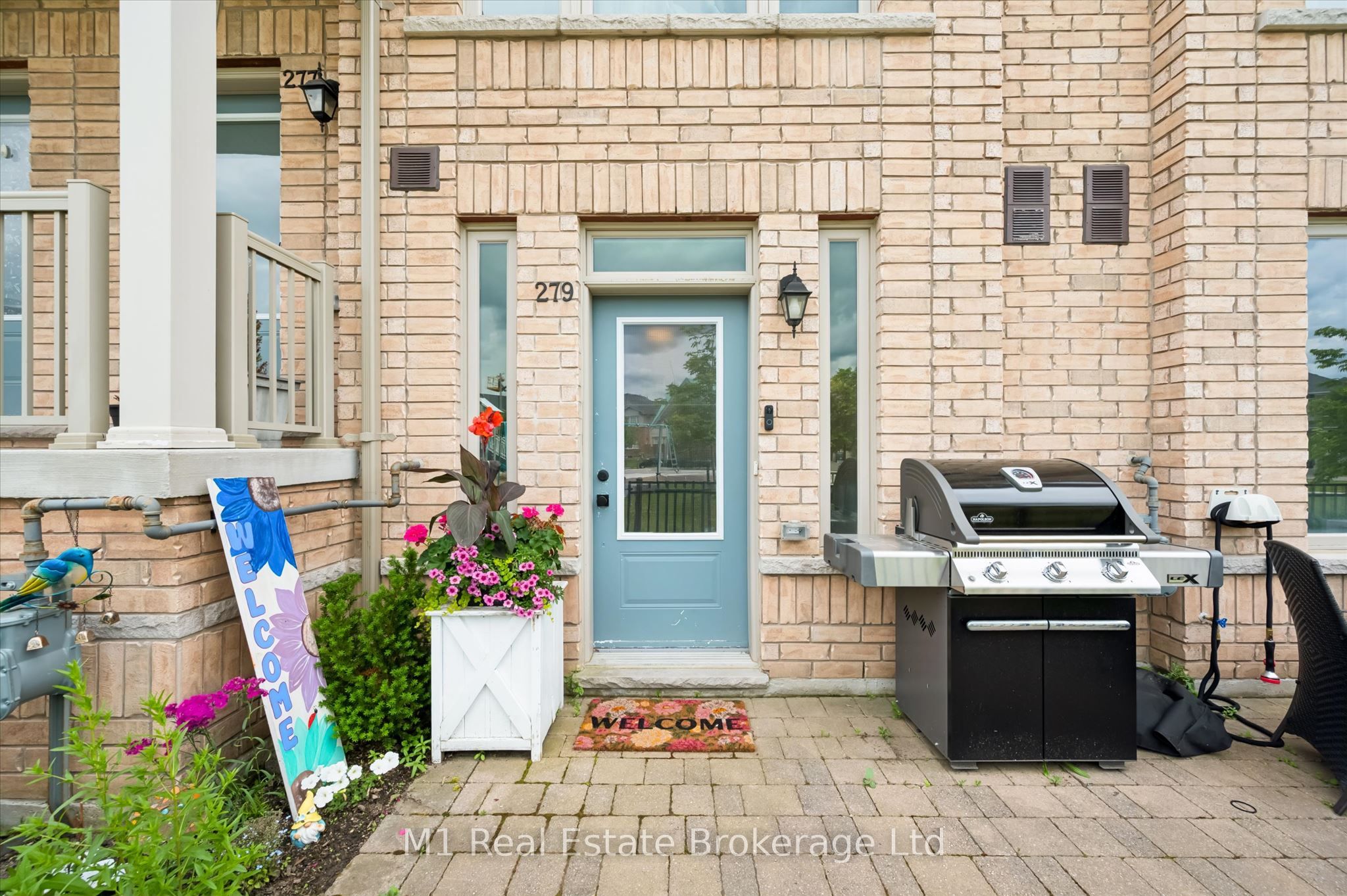 279 Law Drive Property Photo 10