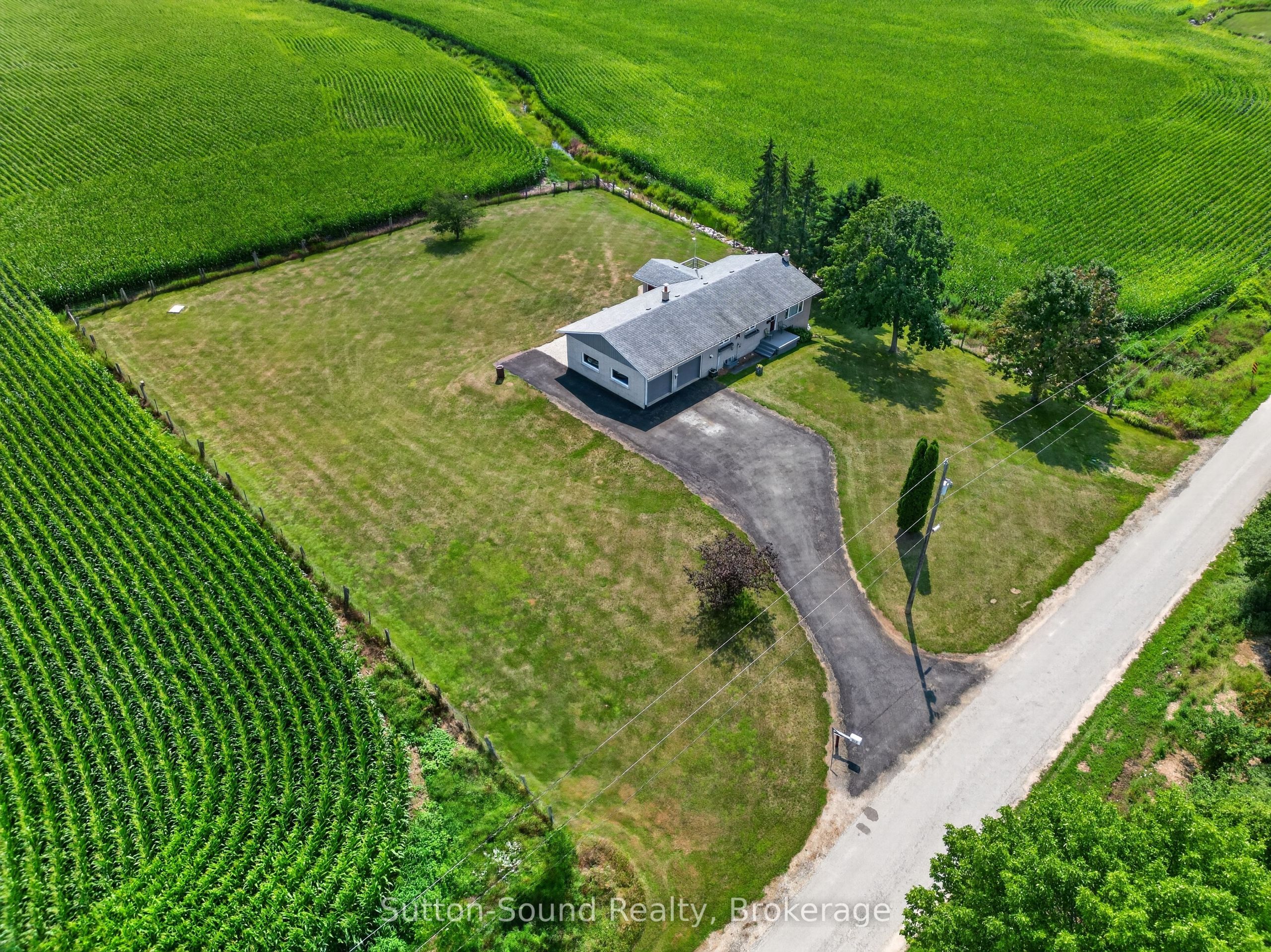 383256 Dawson Road Property Photo 1