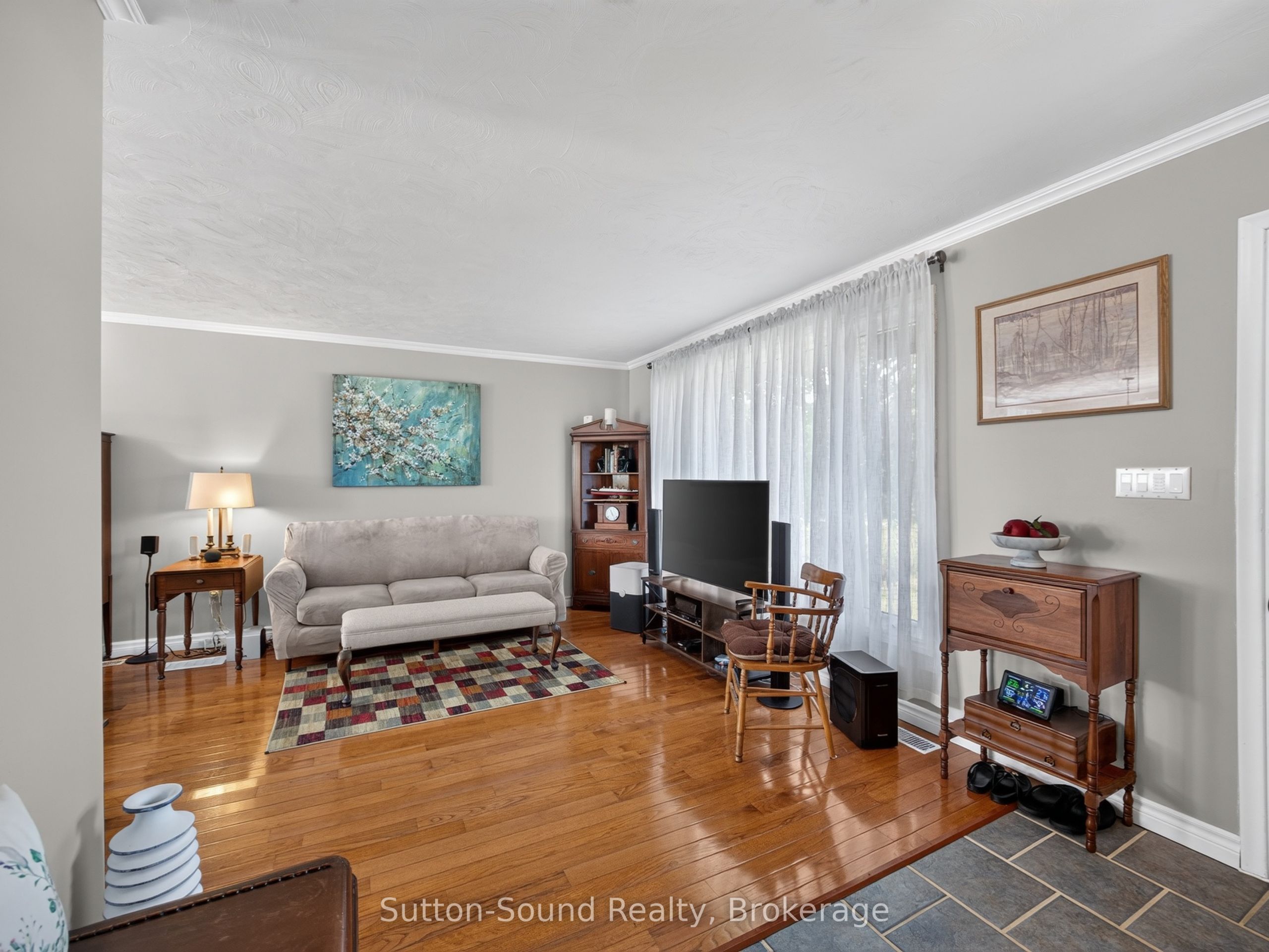 383256 Dawson Road Property Photo 9