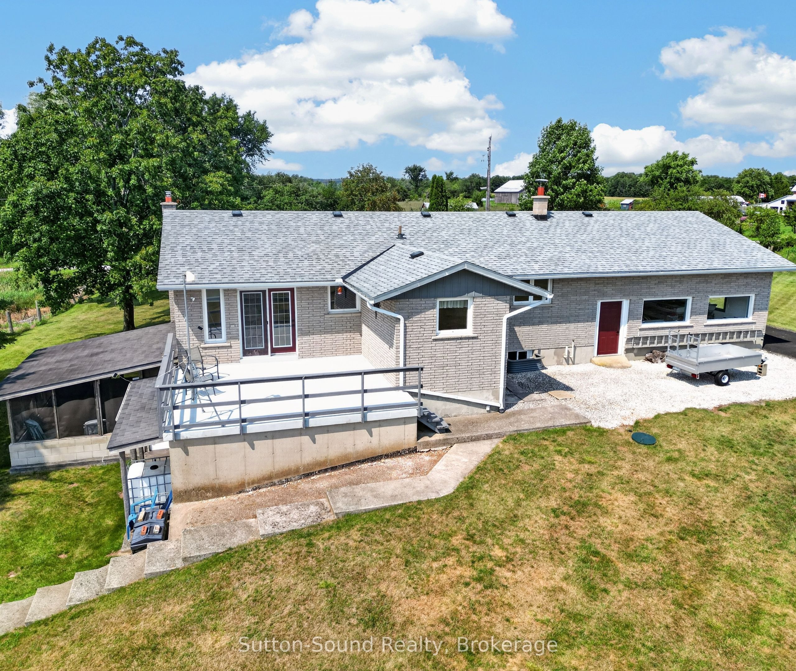 383256 Dawson Road Property Photo 34