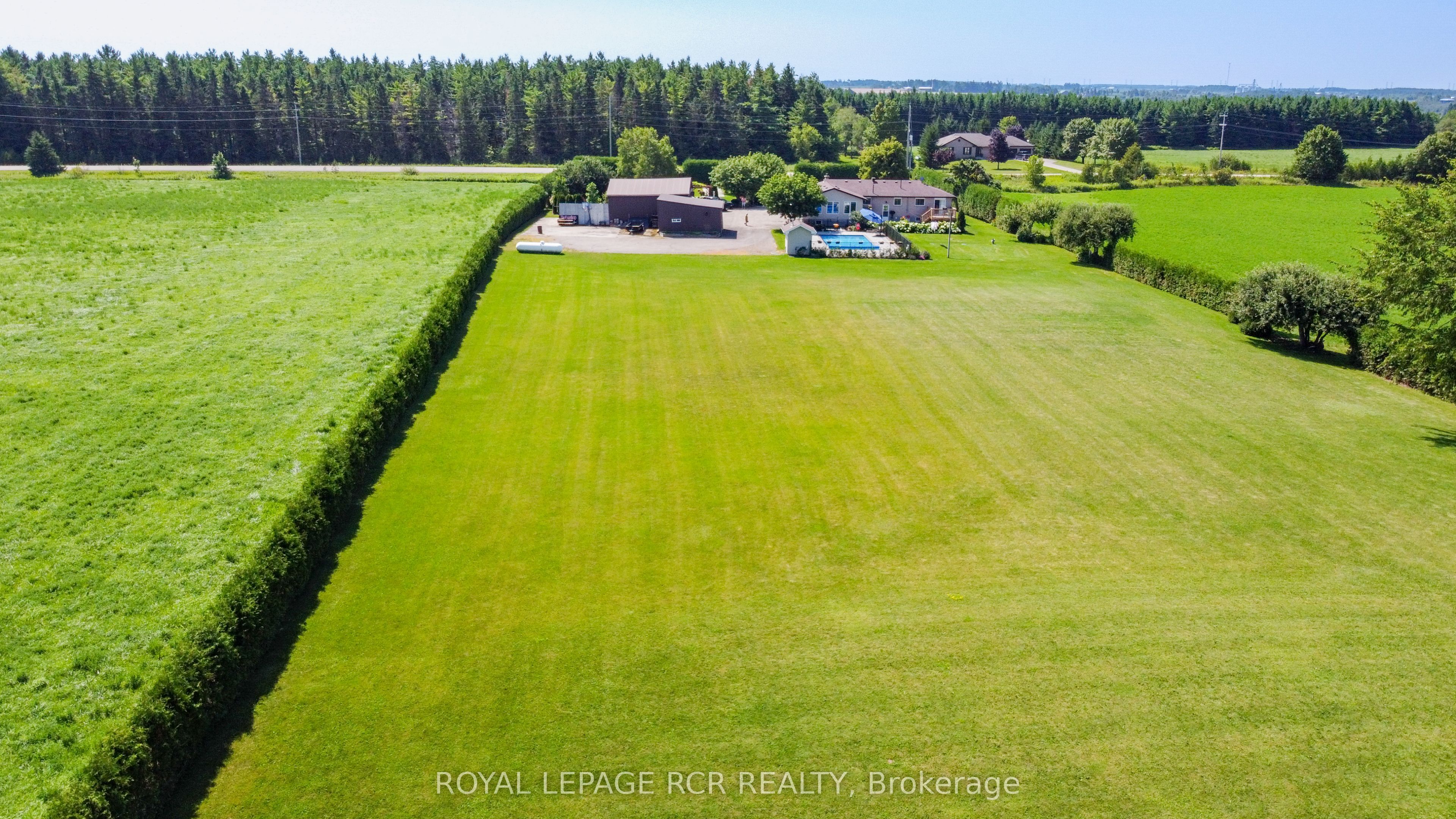 243067 5th Side Road Property Photo 5