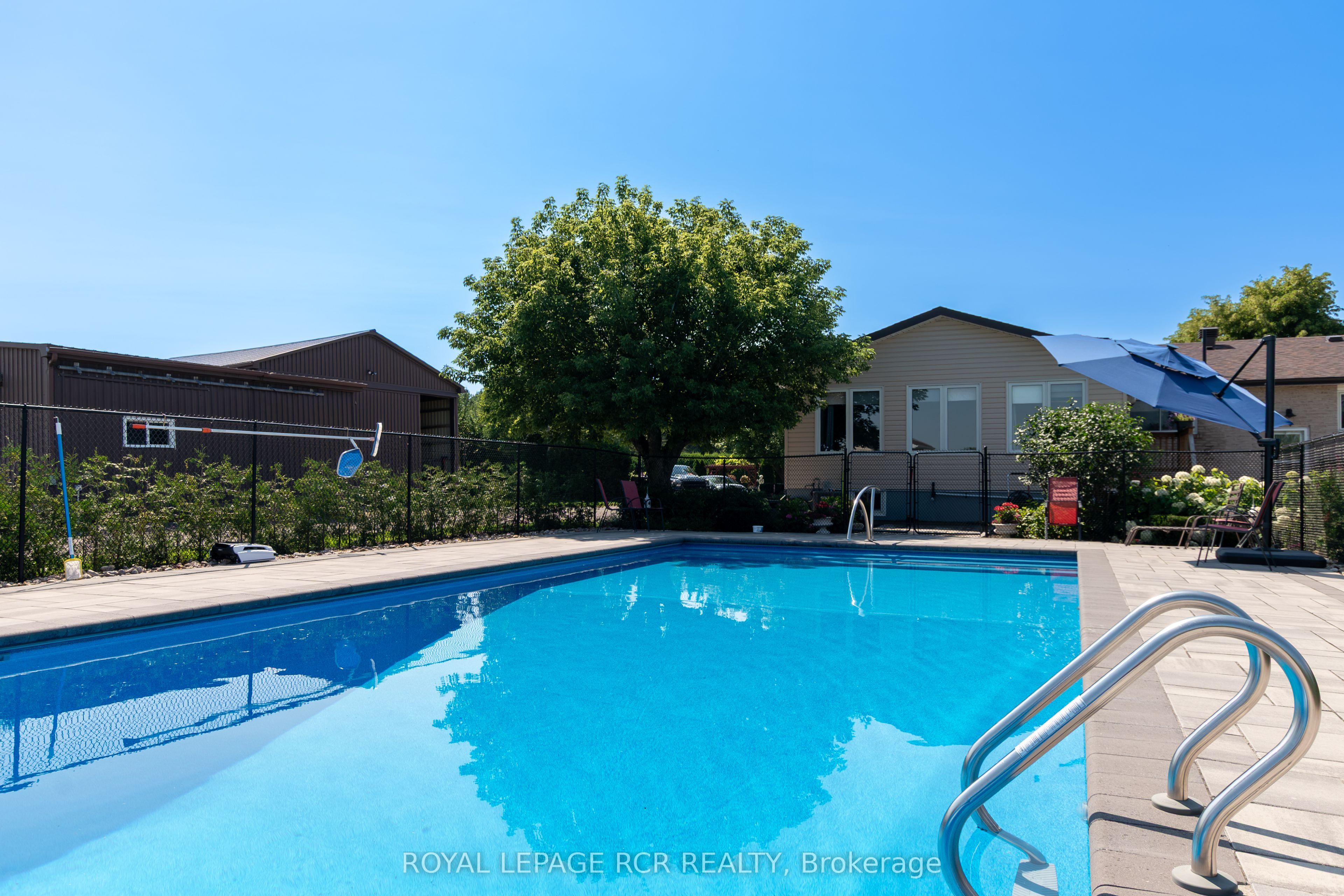 243067 5th Side Road Property Photo 11