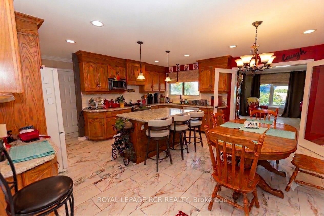 243067 5th Side Road Property Photo 14