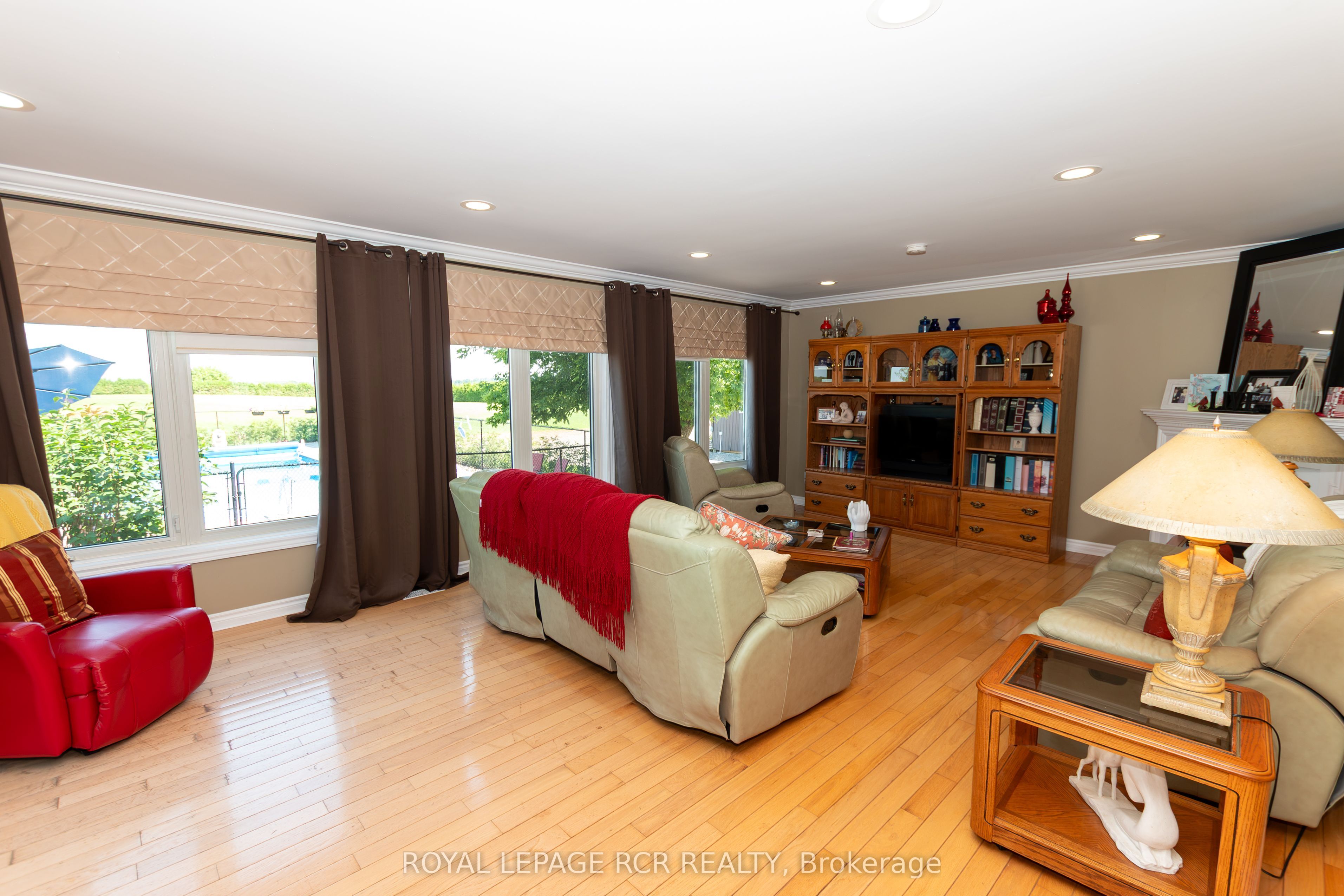 243067 5th Side Road Property Photo 19