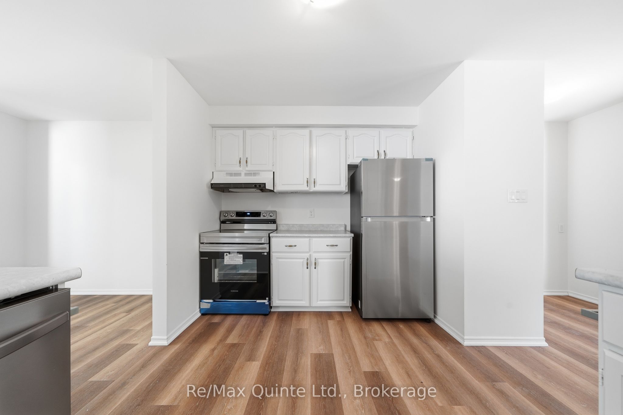 1076 Massassauga Road Property Photo 15
