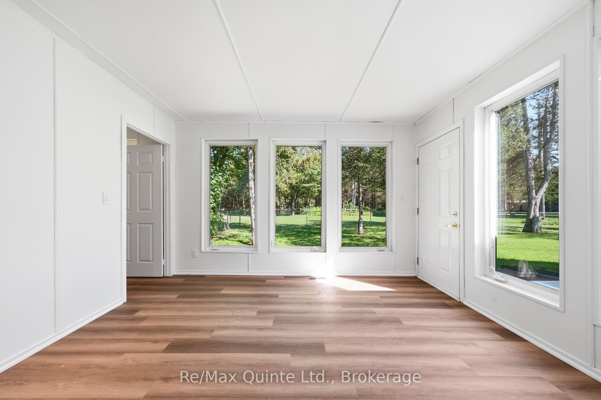 1076 Massassauga Road Property Photo 23