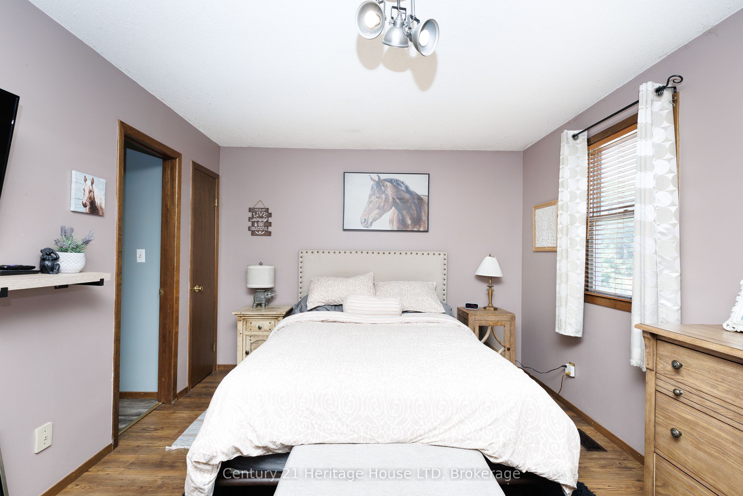 6477 Malibu Drive Property Photo 16