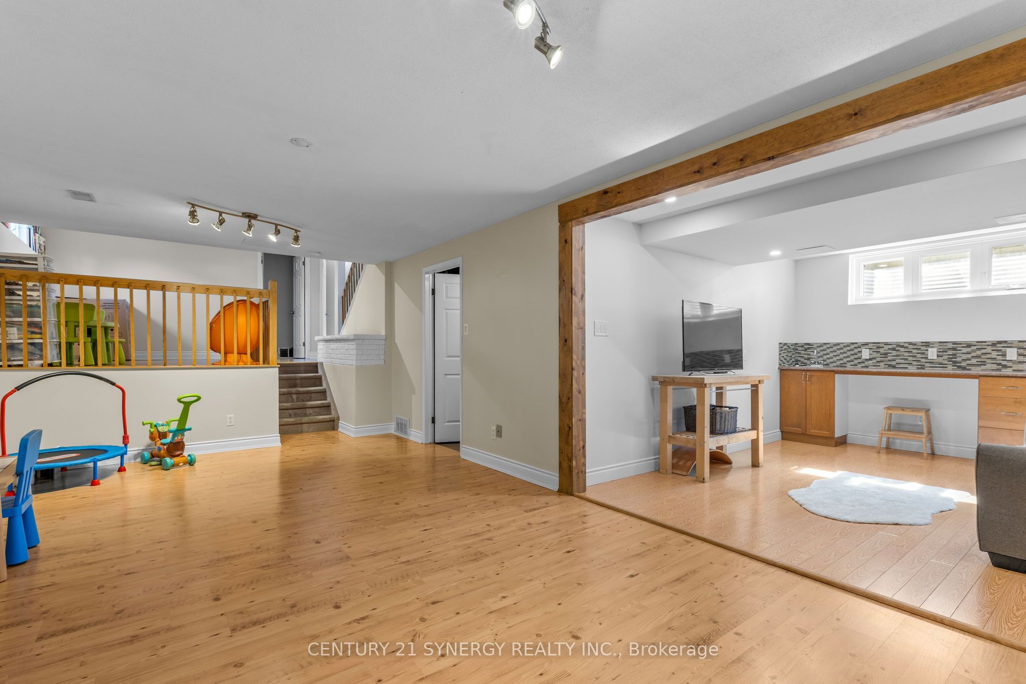 19 Promenade Boulevard Property Photo 37