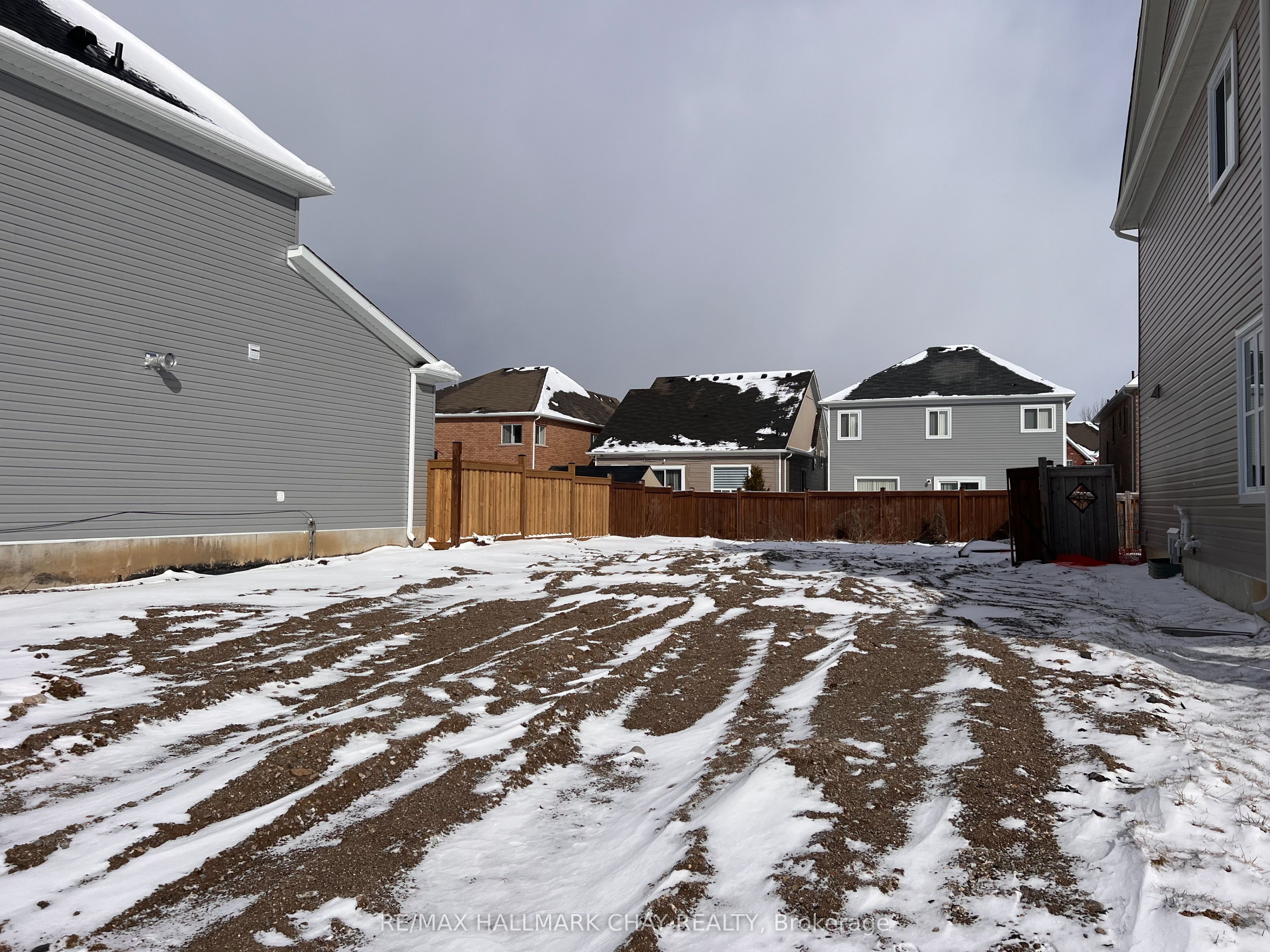 837 O'reilly Crescent Property Photo 8
