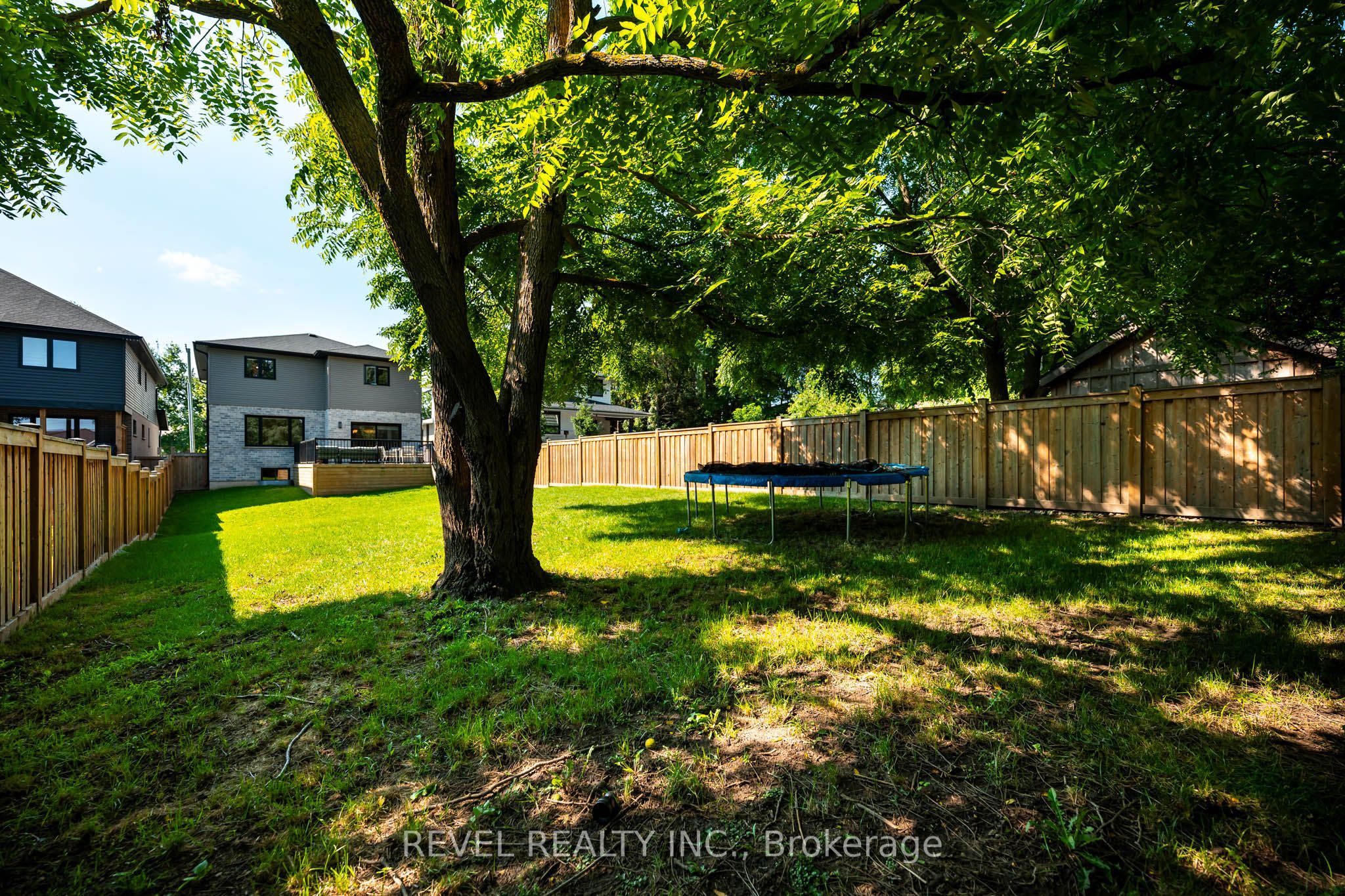 18 School Road Property Photo 43