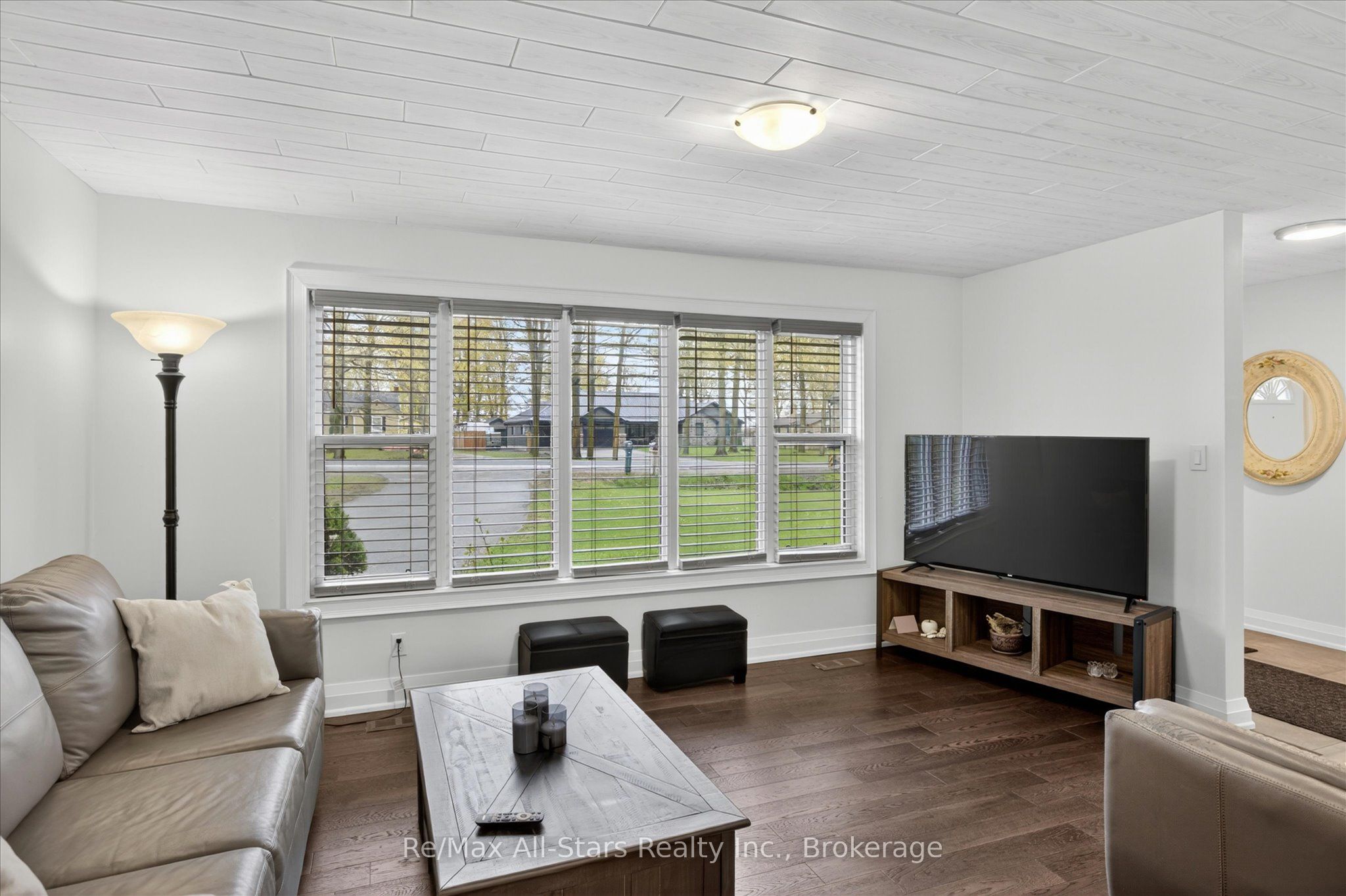 1558 Highway 7a Property Photo 10