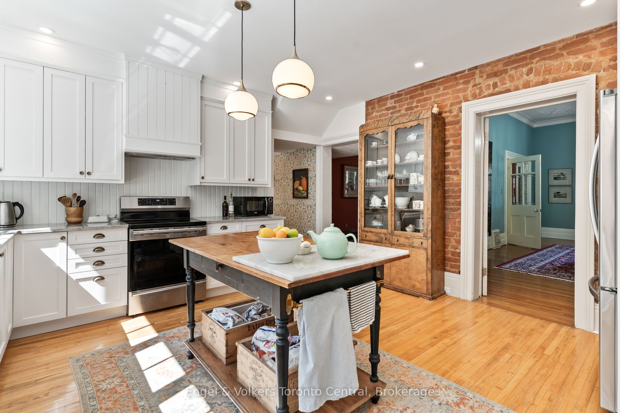 1050 4th Avenue W Property Photo 18