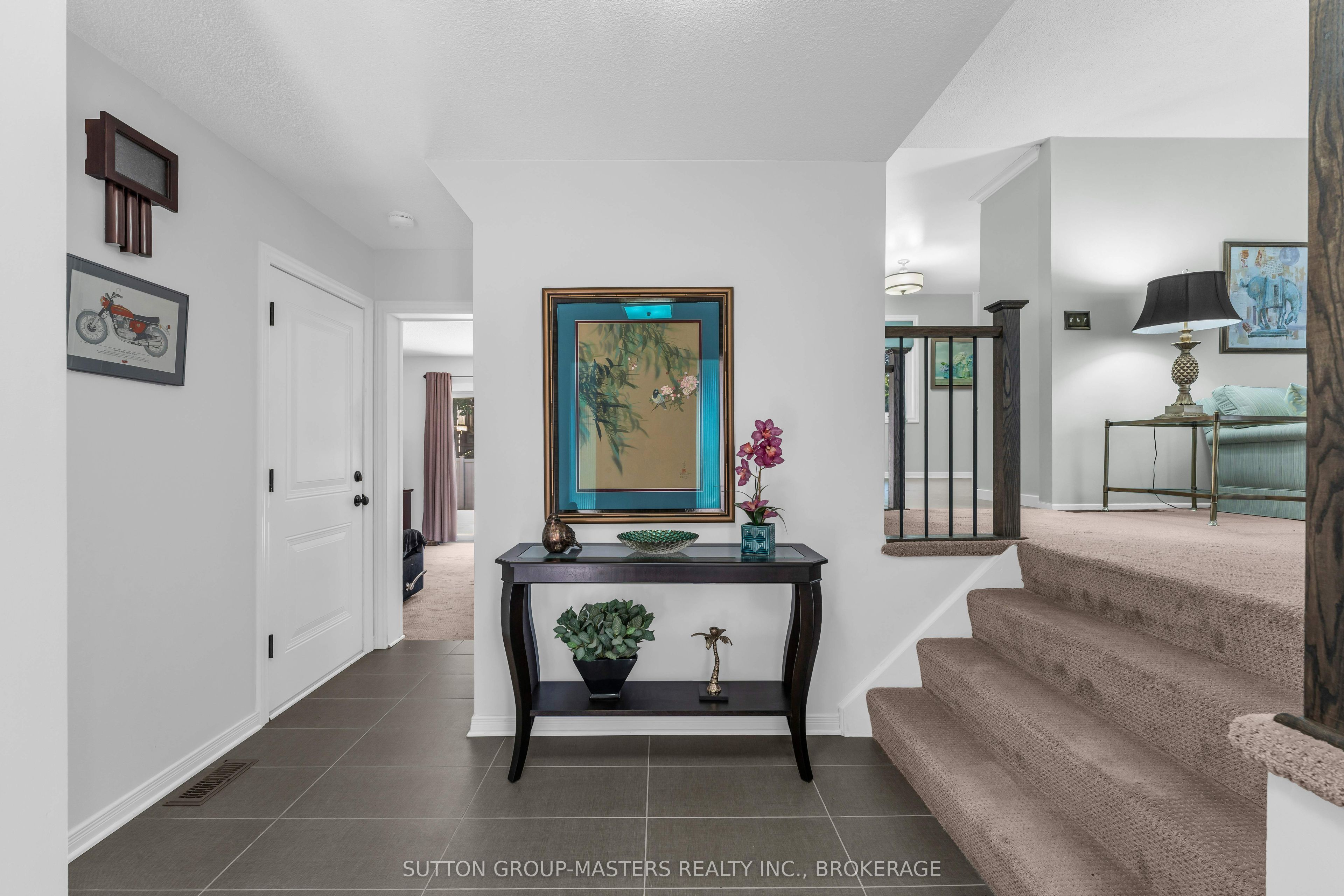 883 Ludgate Crescent Property Photo 7