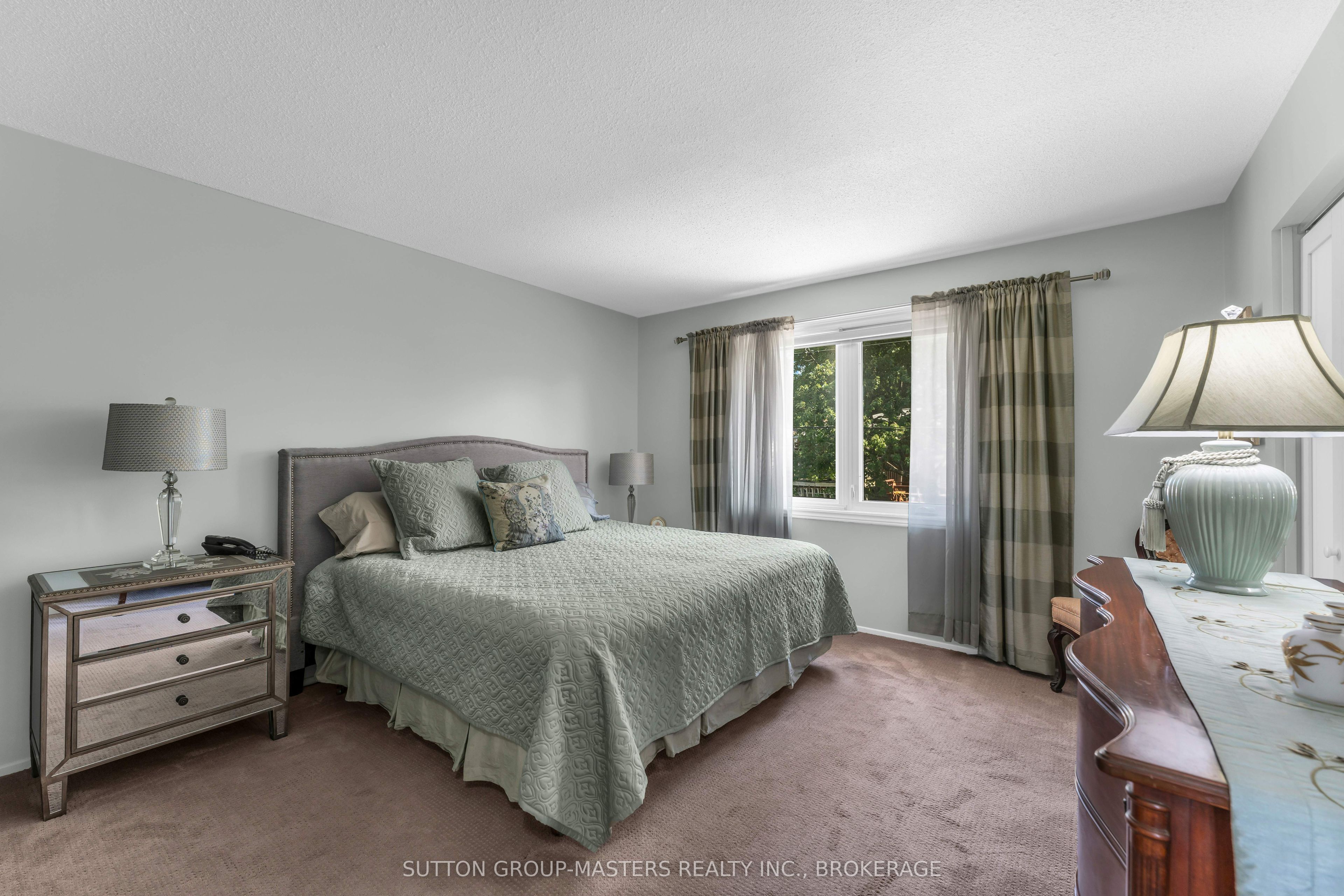 883 Ludgate Crescent Property Photo 21