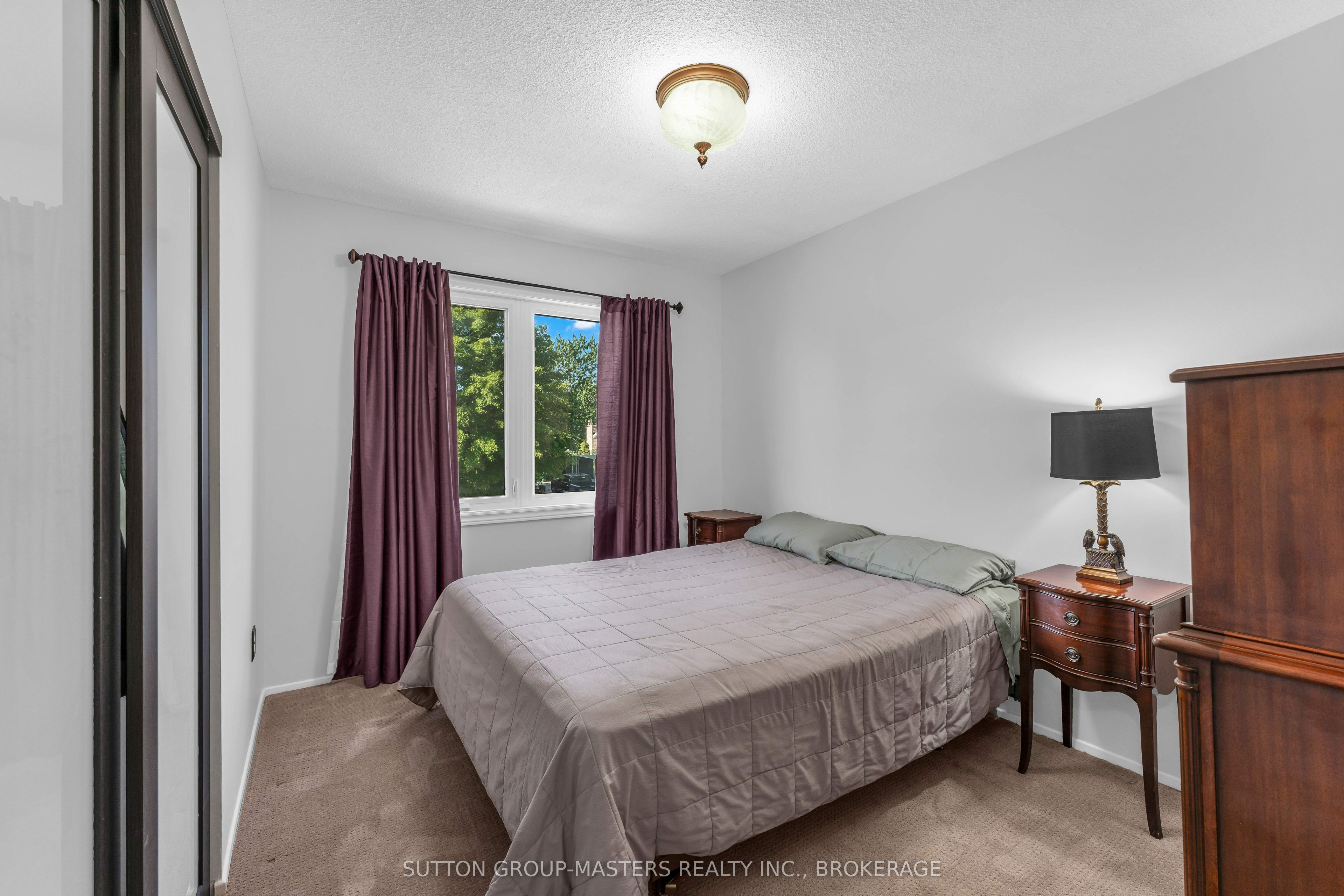 883 Ludgate Crescent Property Photo 25