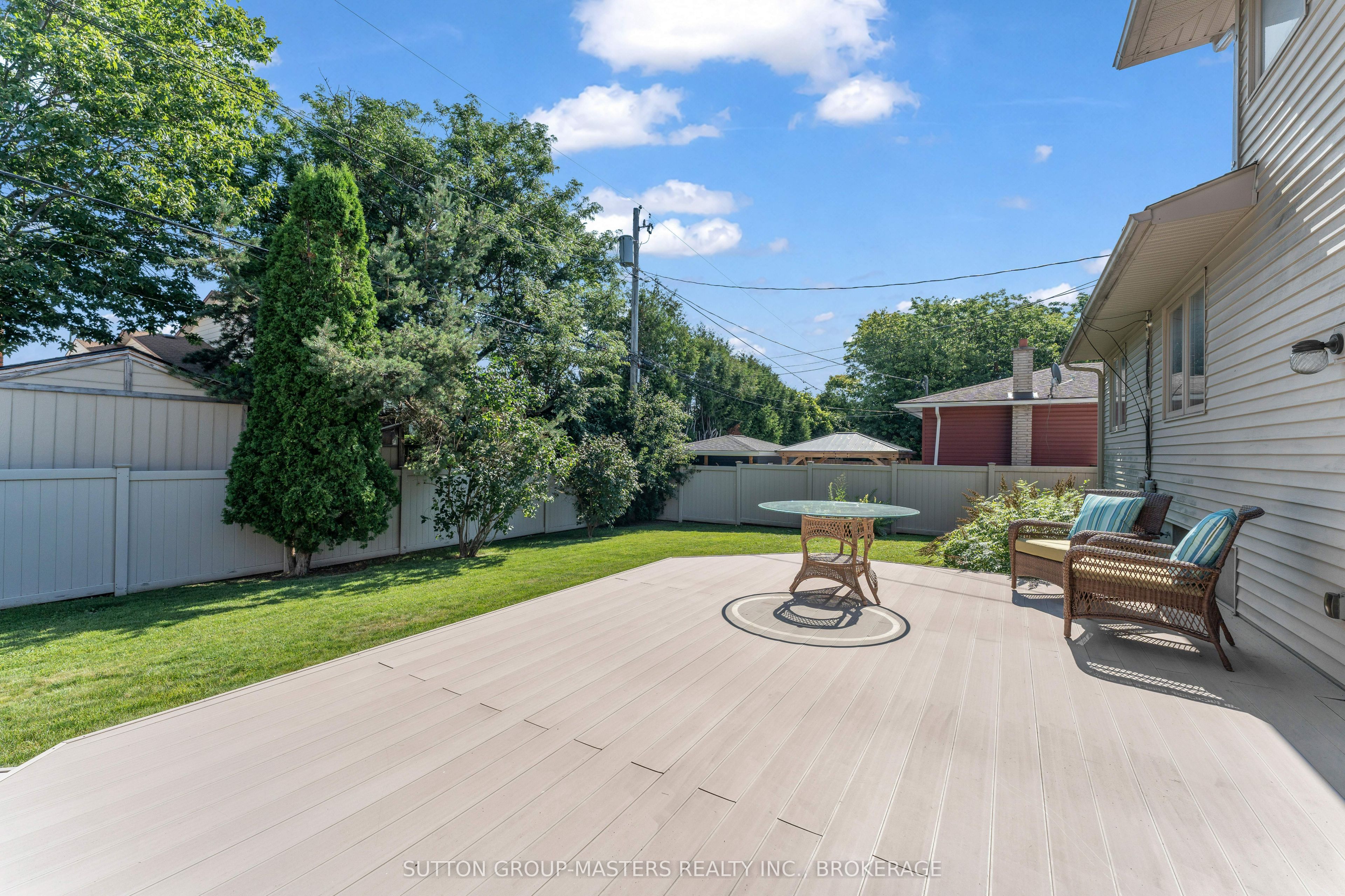 883 Ludgate Crescent Property Photo 31